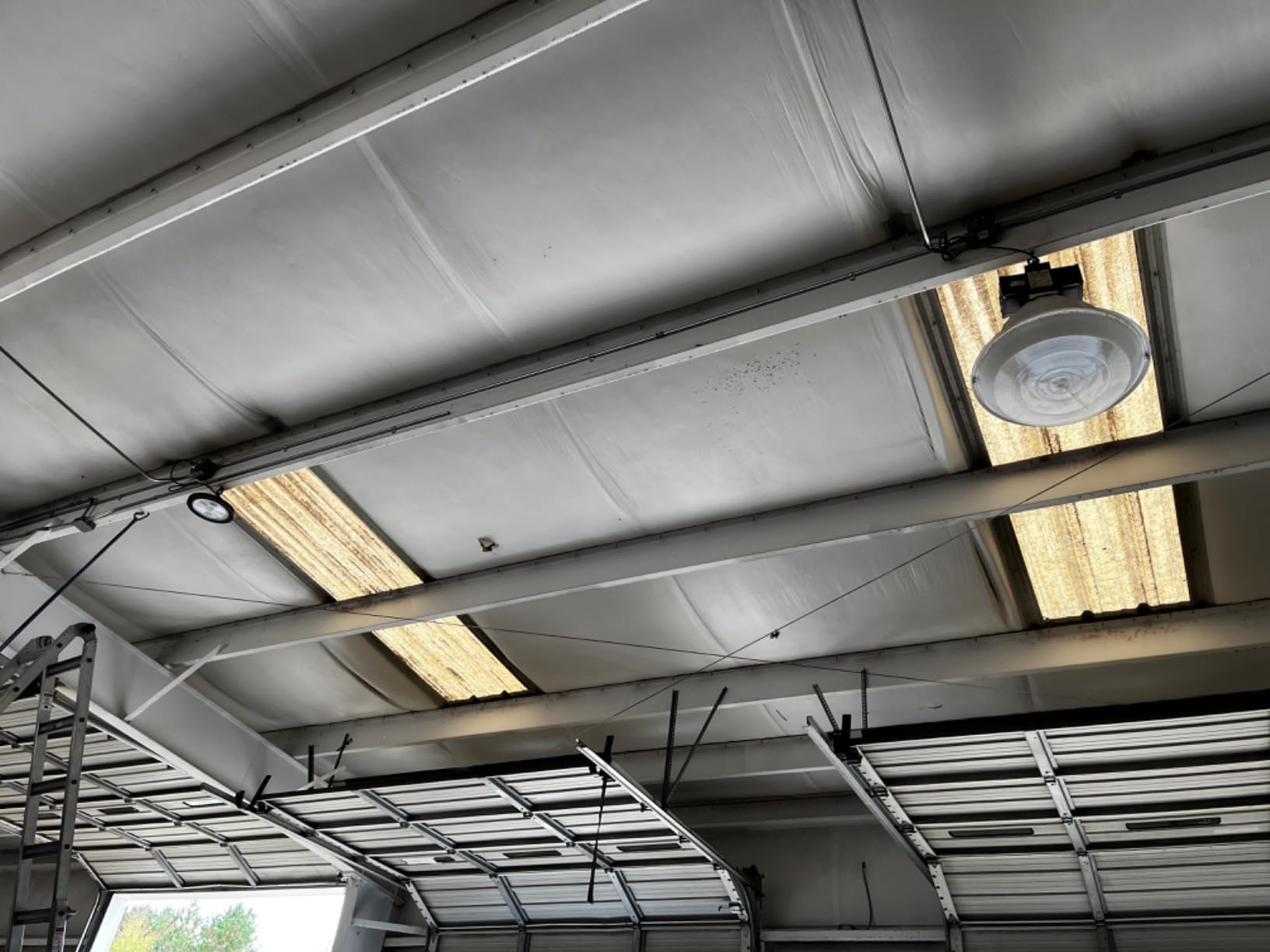 Sunco 6 Pack UFO LED High Bay Light, 150W, 5000K, 21000LM, Dimmable customer photo 1