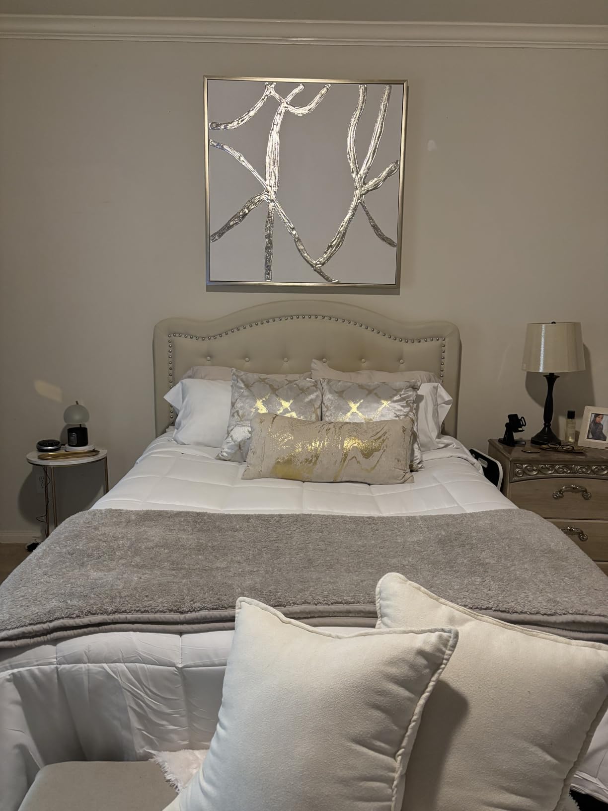 HYLEORY All Season Queen Size Bed Comforter - Cooling Goose Down Alternative Quilted Duvet Insert with Corner Tabs - Winter Warm - Machine Washable - White customer photo 2