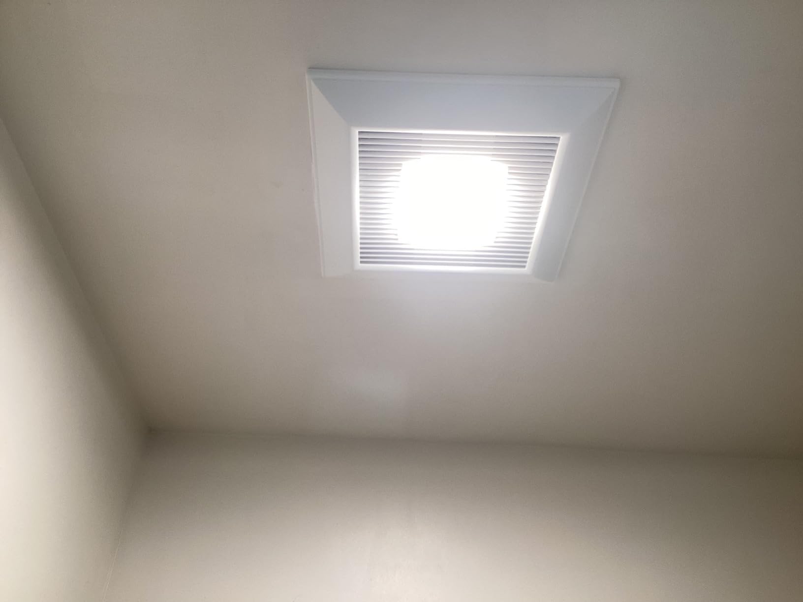 Panasonic WhisperFit Ceiling Mount Bathroom Exhaust Fan with Dimmable LED Light, 50-80-110 CFM, FV-0511VFL1 customer photo 1