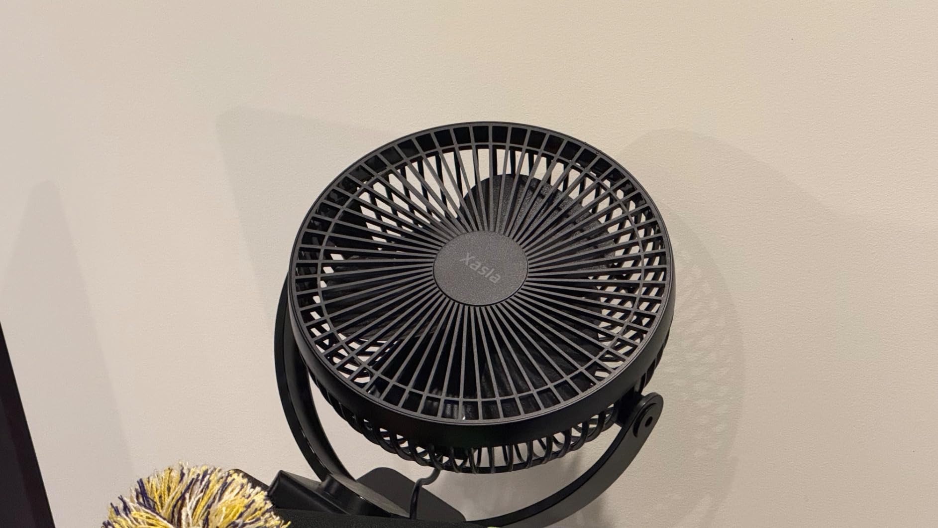 Xasla 10000mAh Portable Clip on Fan, 8 inch, Rechargeable Battery, Black customer photo 1