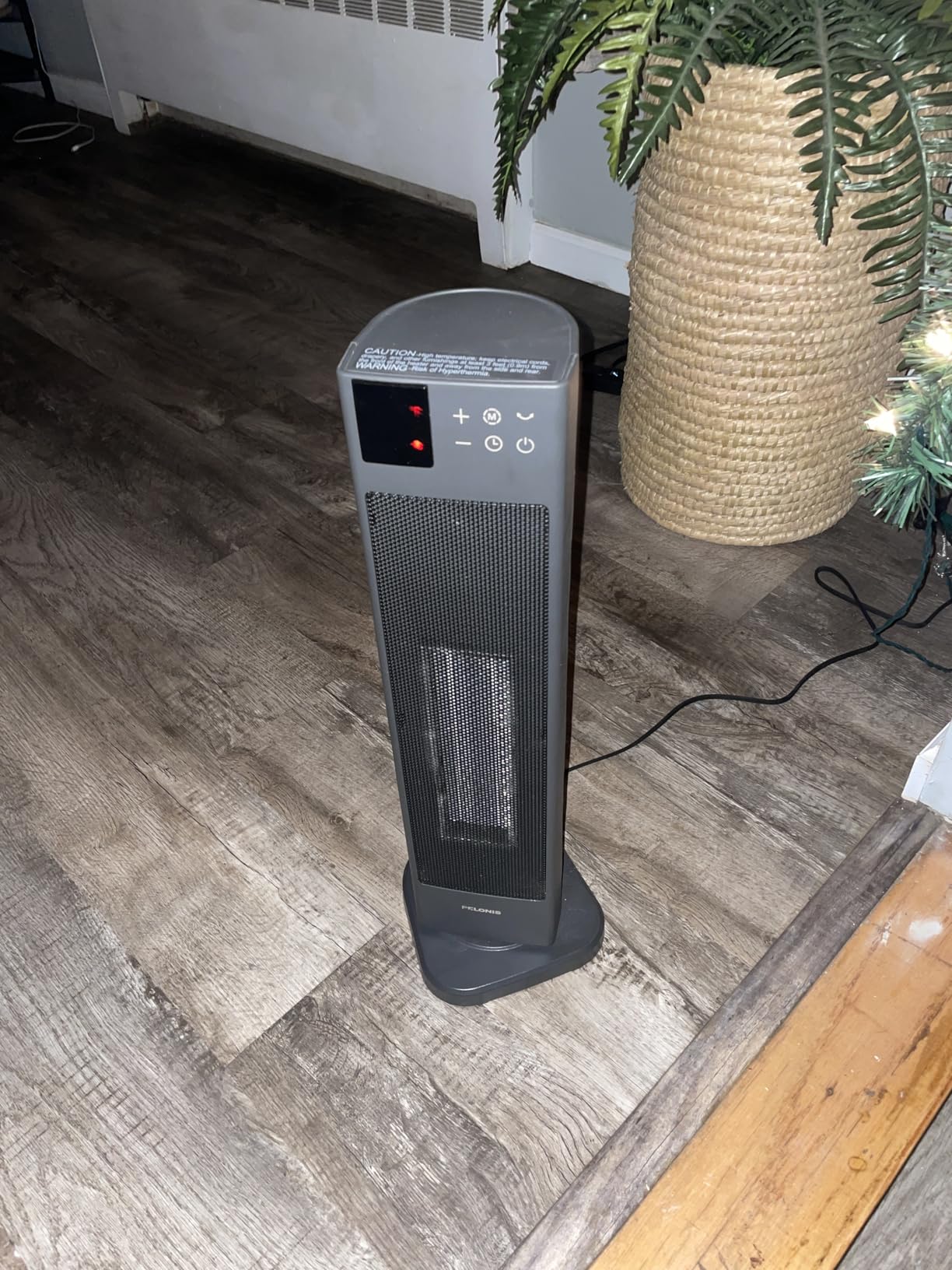 PELONIS PTH15A4BGB Ceramic Tower 1500W Indoor Space Heater with Oscillation, Remote Control, Programmable Thermostat & 8H Timer, ECO Mode, Tip-Over Switch & Overheating Protection, Gray customer photo 1