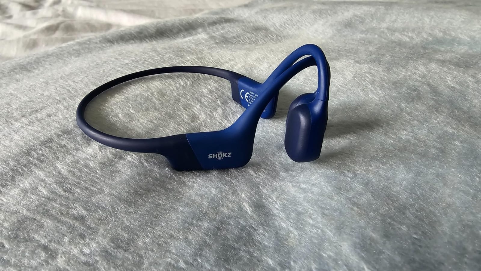 SHOKZ OpenRun Mini Bone Conduction Open-Ear Bluetooth Headphones, Black customer photo 2