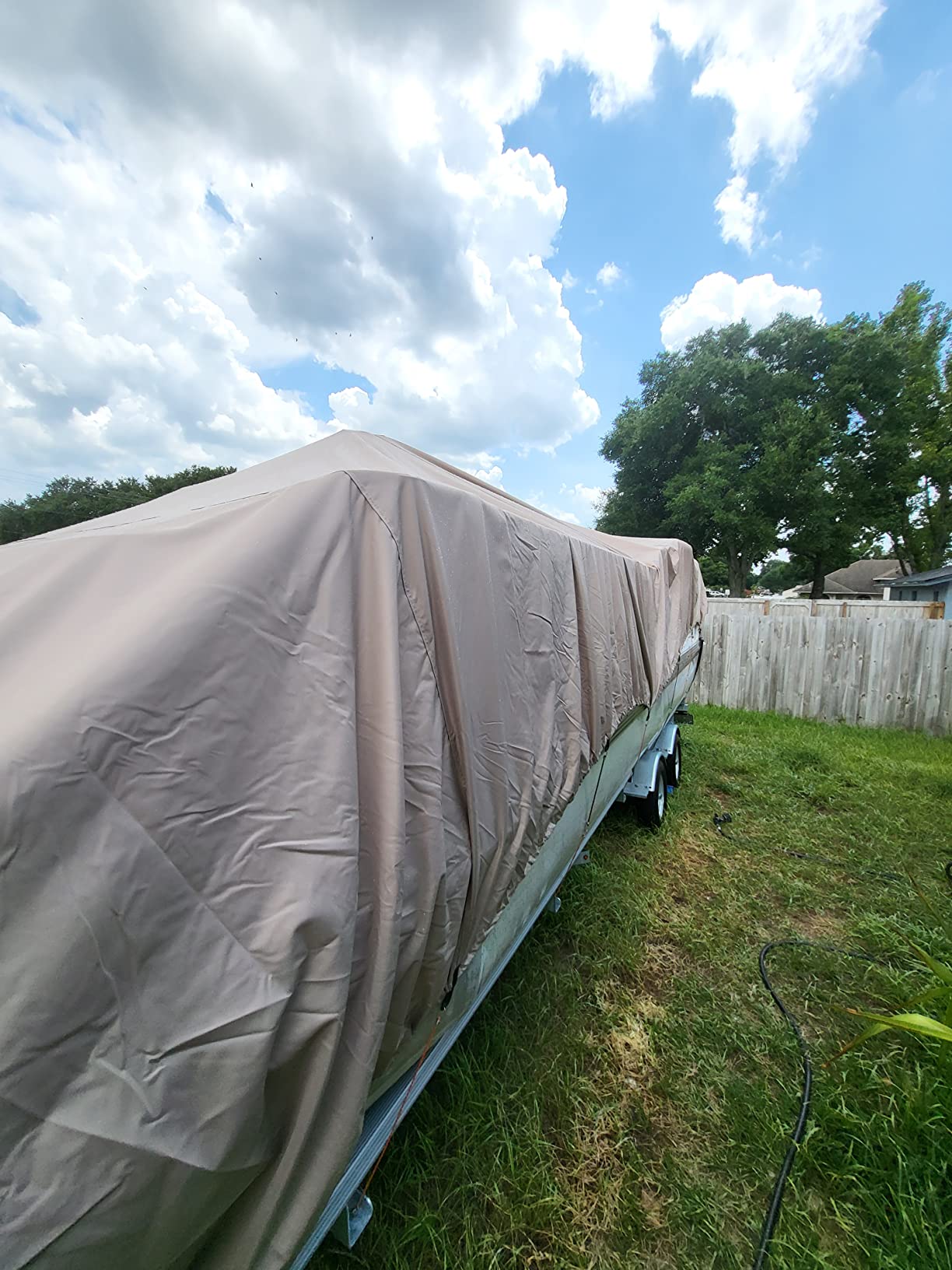 GEARFLAG Trailerable Pontoon Boat Cover 600D Heavy Duty Waterproof Marine Grade UV Resistant fits Pontoon Boat Reinforced Side Tide-Down Straps (17'-20' Long, 600D, Beam Width to 105
