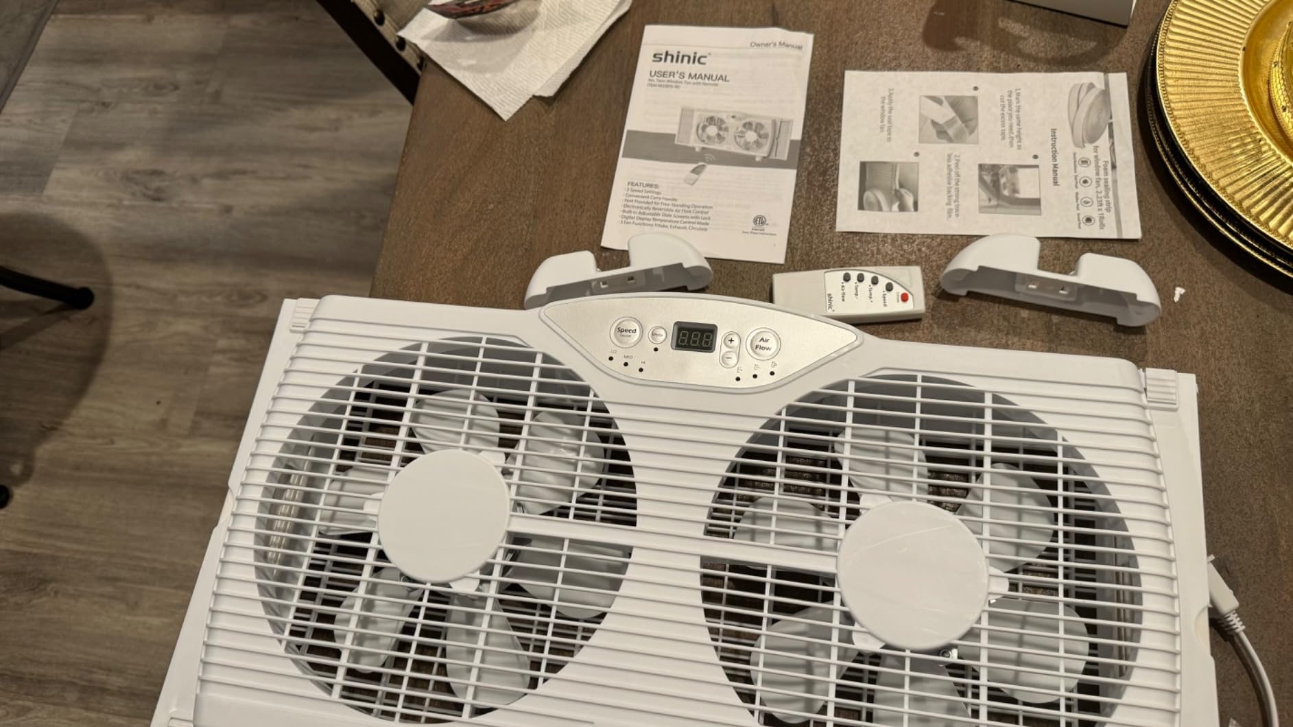 shinic Twin Window Fan, 9-Inch Blades Reversible Airflow, Thermostat Control, 3 Speeds, 3 Functions, 23.8