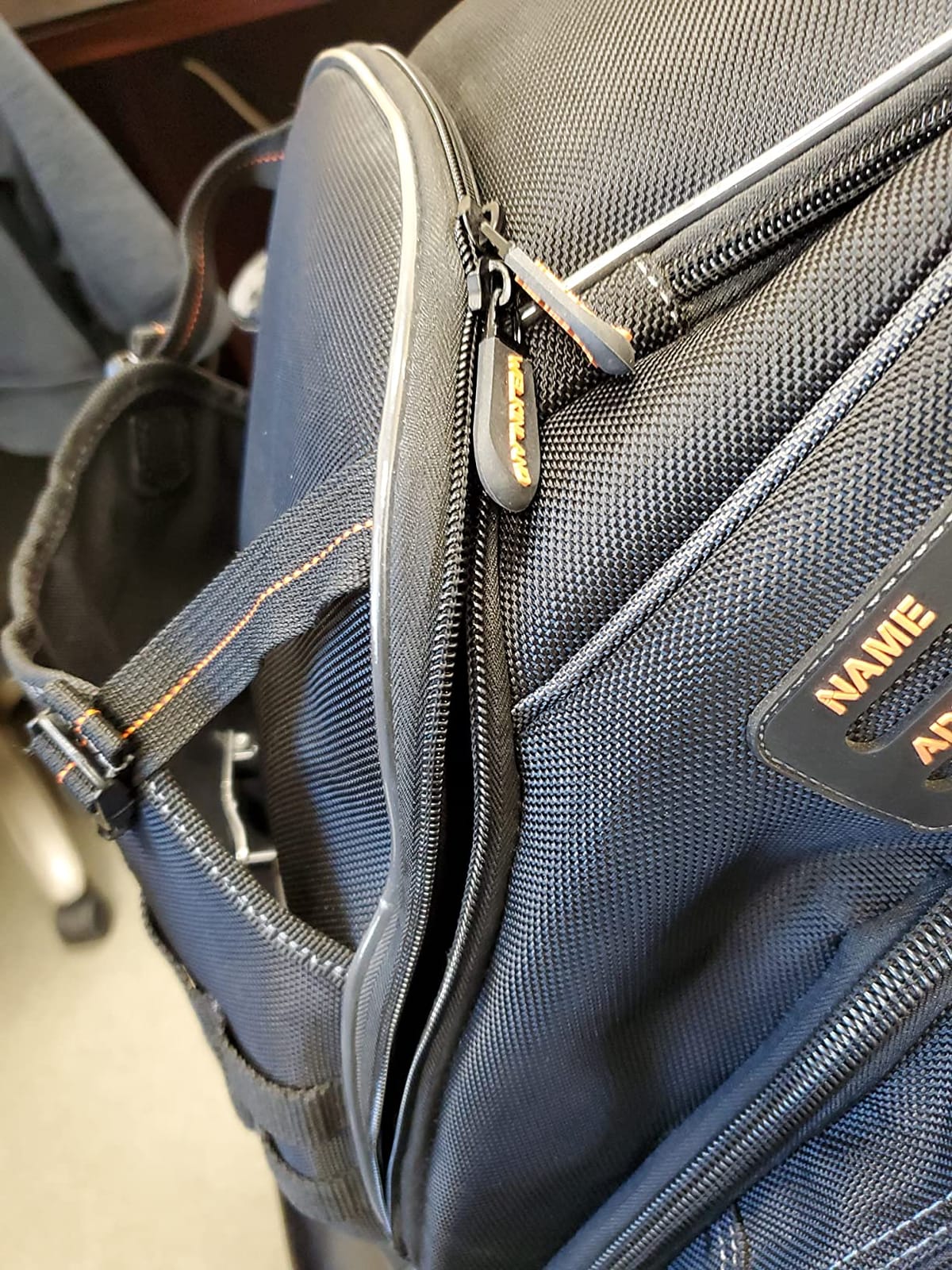 WELKINLAND 72Pockets Rolling Tool backpack, Tool Bag Backpack With Wheels customer photo 1
