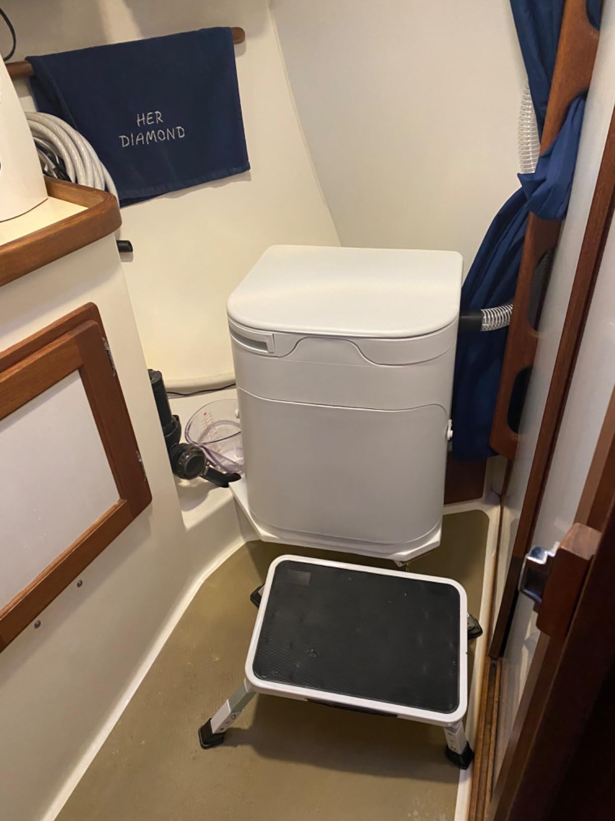 OGO Origin Composting Toilet for Van Life, Tiny Home & Boat – 12V Electric customer photo 2