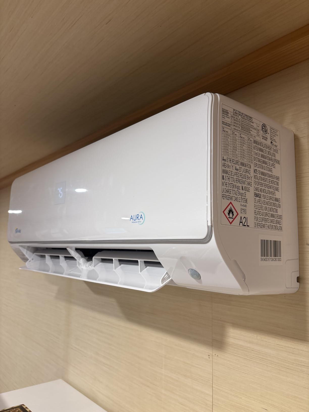 Senville AURA Mini Split Air Conditioner, Heat Pump, White, 9000 BTU customer photo 1