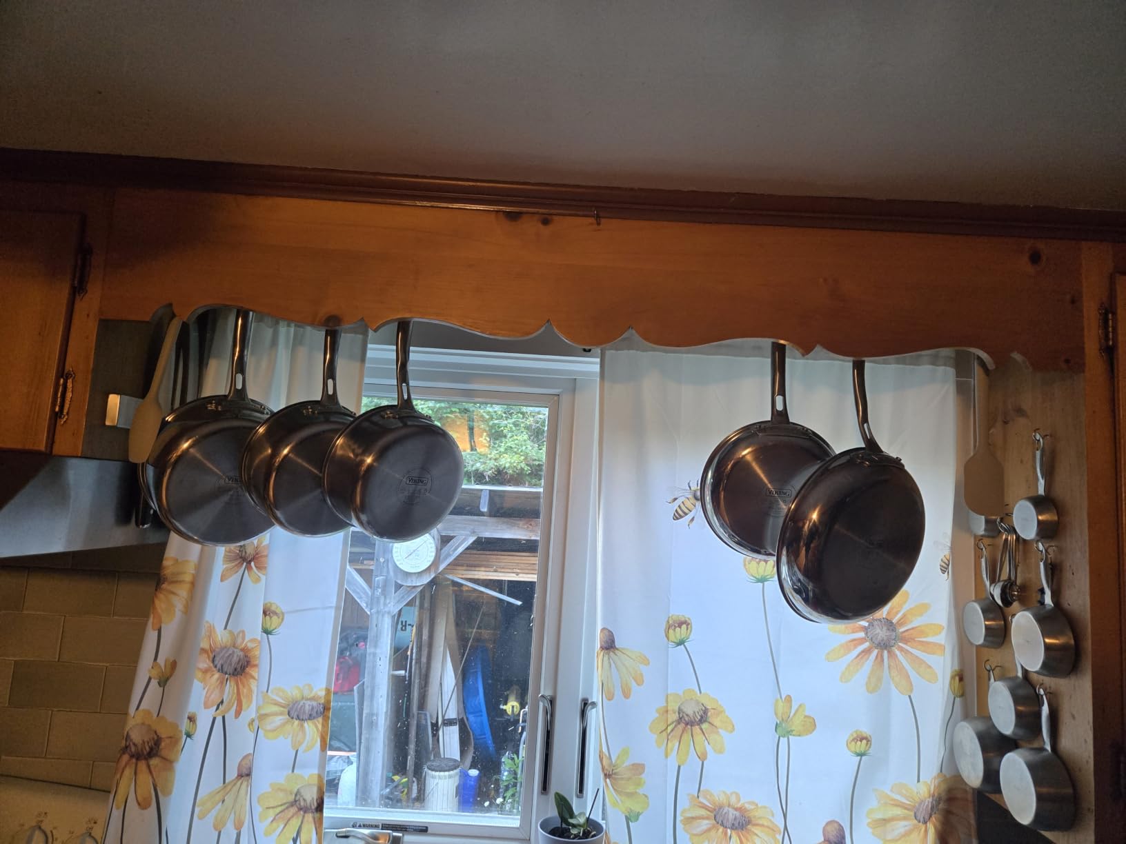 ROTHLEY 39.4 Inch Stainless Steel Wall Mounted Hanging Pot and Pan Rack with Adjustable S Hooks, Antique Copper customer photo 1