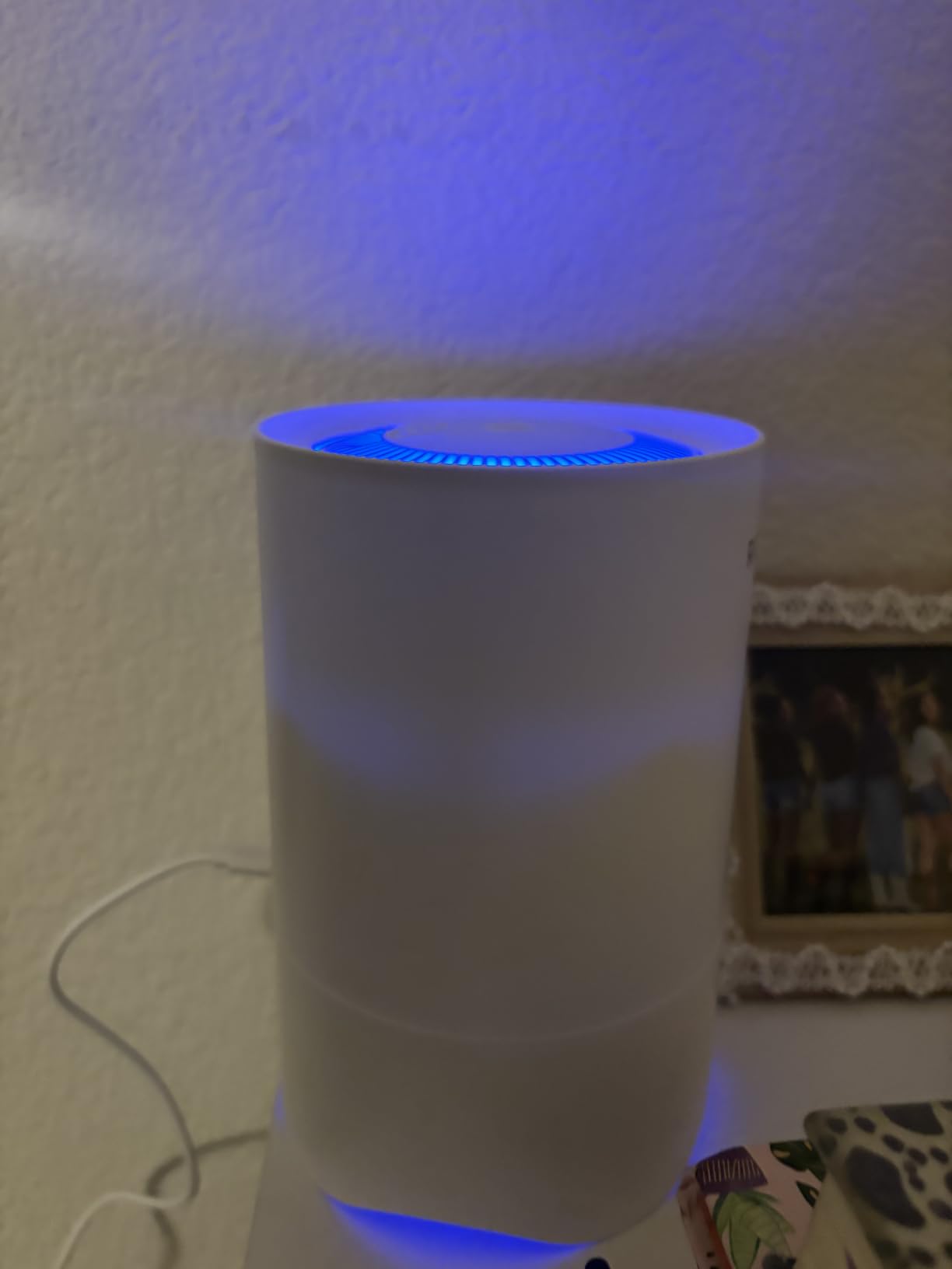 ROSEKM Small Air Purifier for Bedroom & Desk, 50 Sq Ft, H13 HEPA, White customer photo 2