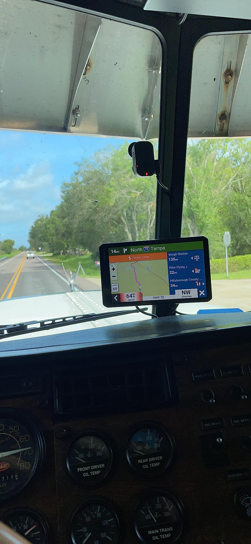 Garmin Dezl OTR710 Truck Navigator customer photo 2