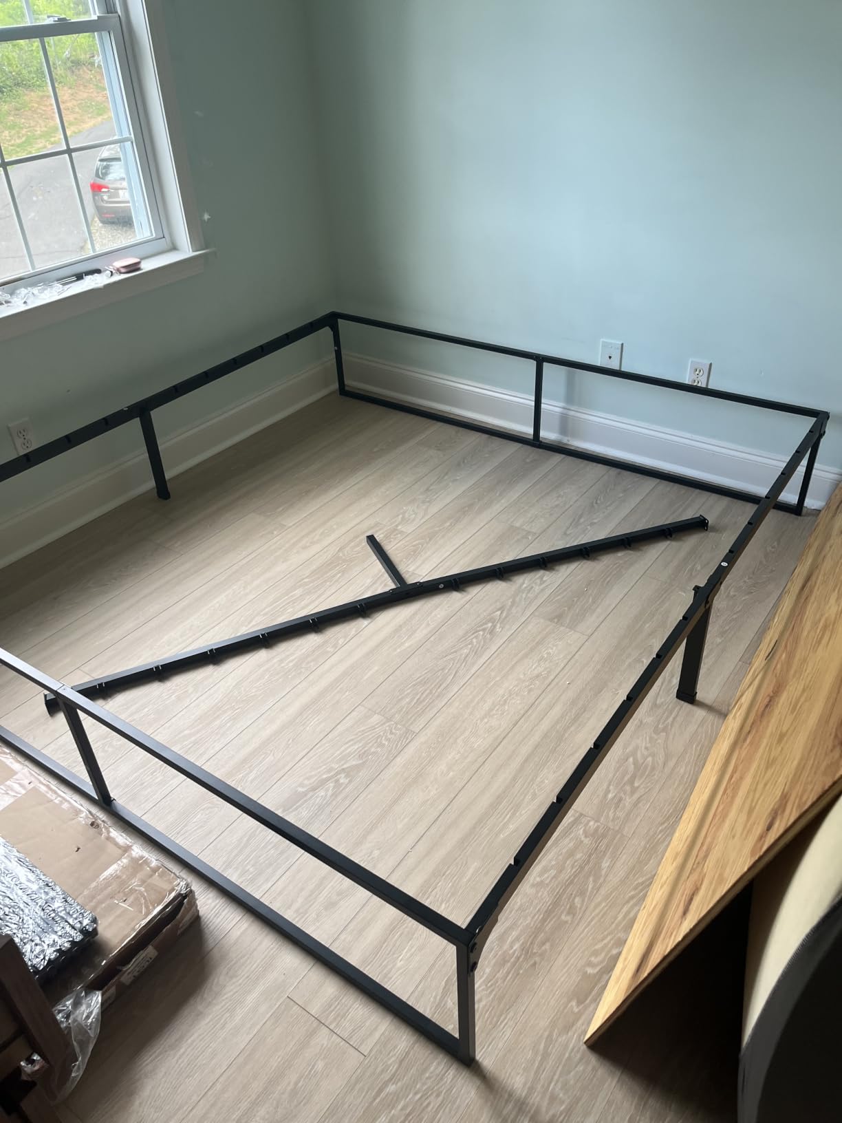 Yitong Angel 14 Inch Queen Bed Frame,3500 lbs Heavy Duty Metal Platform, Steel Slats Support/No Box Spring Needed/Noise Free/Non-Slip/Easy Assembly customer photo 1