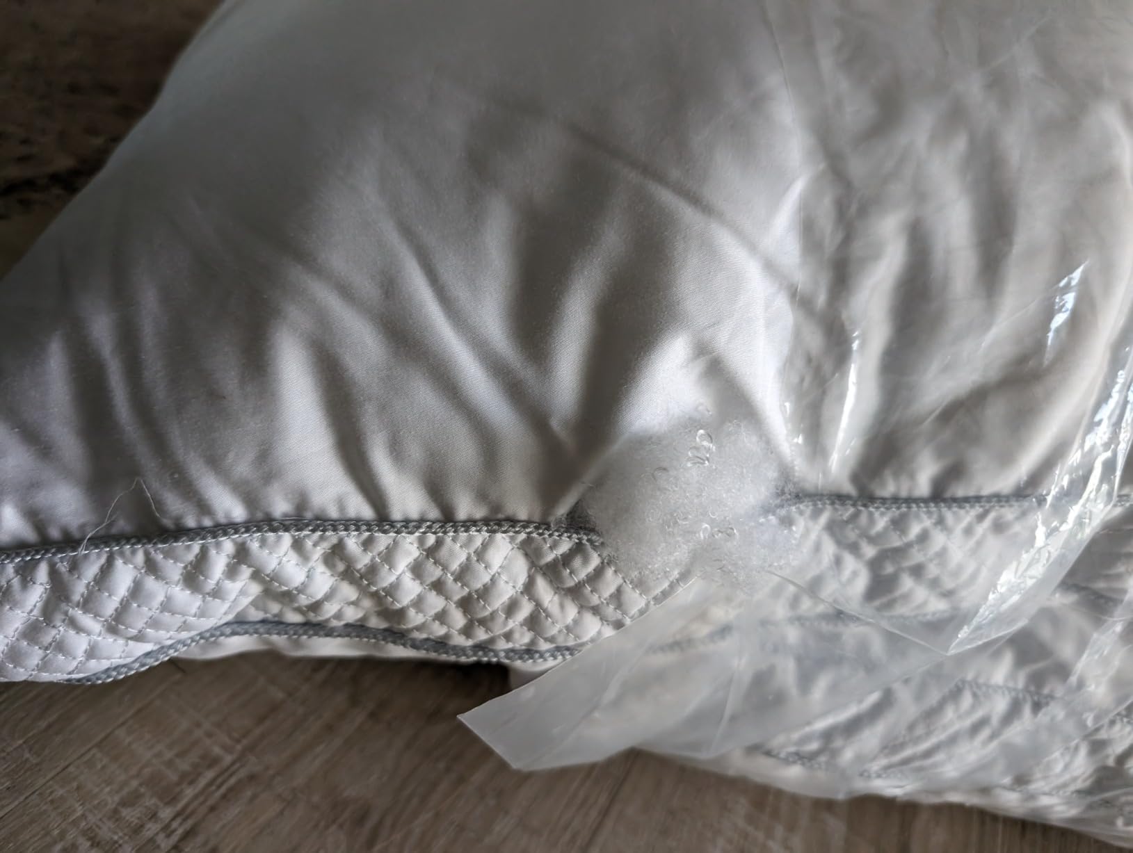 sealy Sterling Collection Down Alternative Pillows 400 Thread Queen - 2 Pack customer photo 2