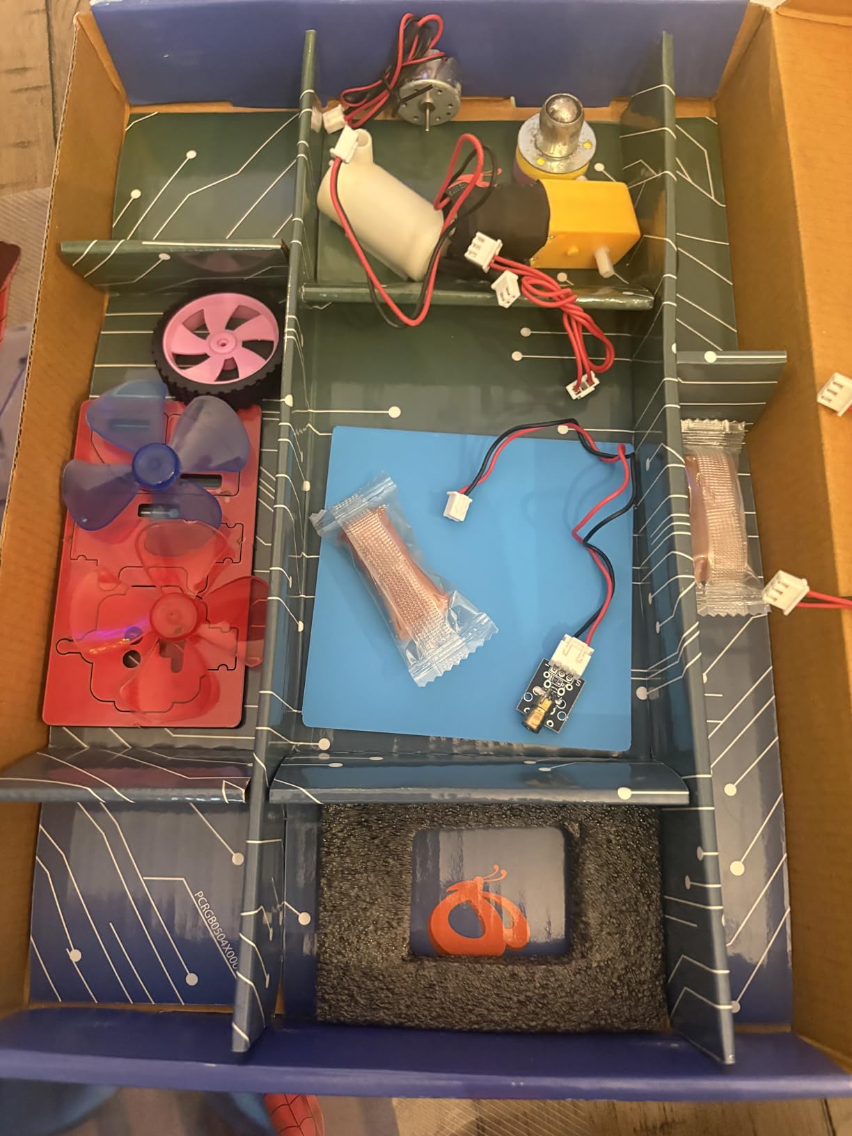 Butterfly EduFields 10in1 STEM Electronics Robotics Kit for Kids Ages 8-12 customer photo 2