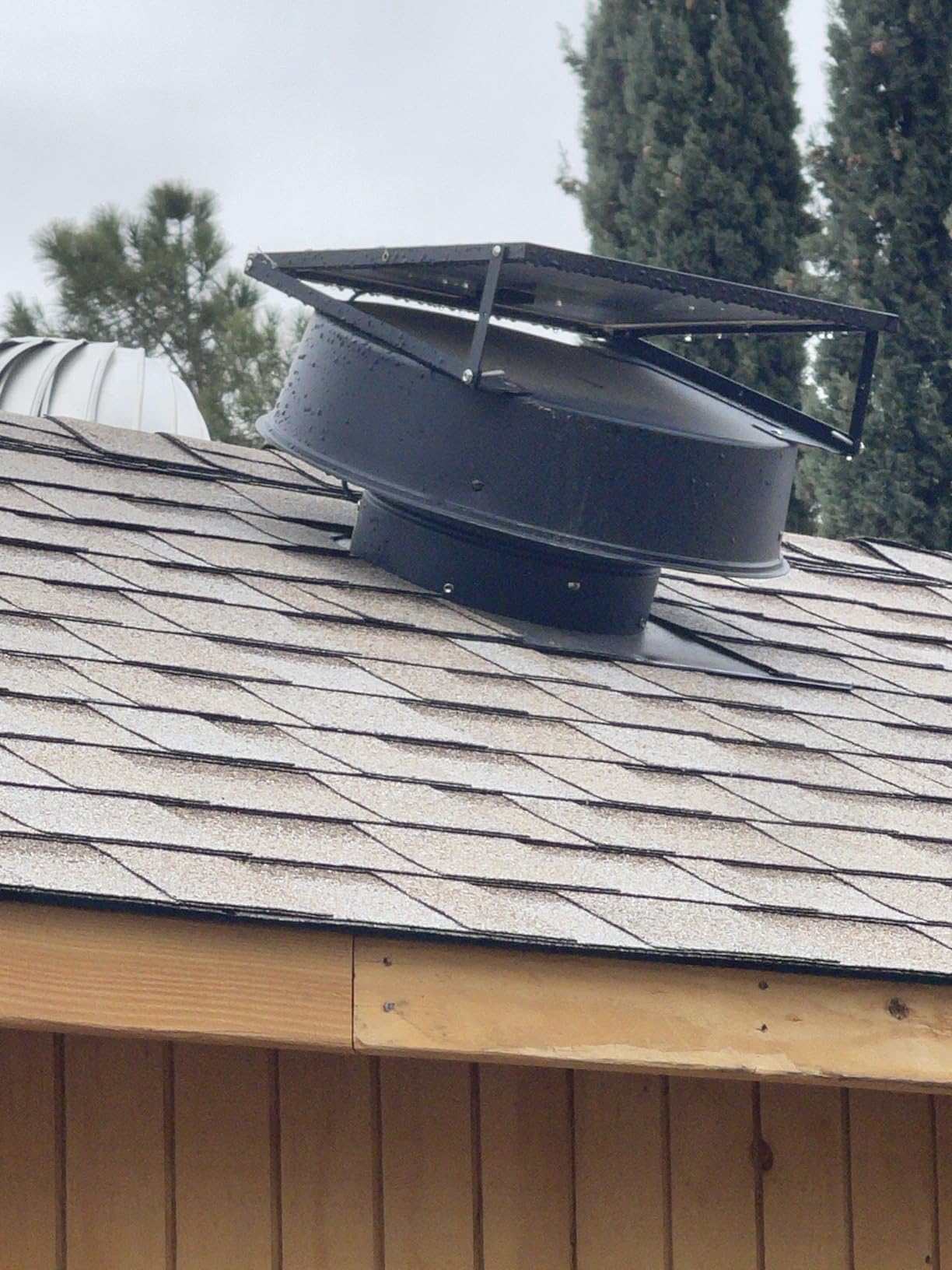 OmniPV Solar Hybrid Attic Fan, 40 W 2100 CFM Roof Mount Exhaust Fan With AC Adapter, 75°F Thermostat Auto On/Off, Low Noise and Weatherproof for Home, Shop, RV, Garage & Shed customer photo 1