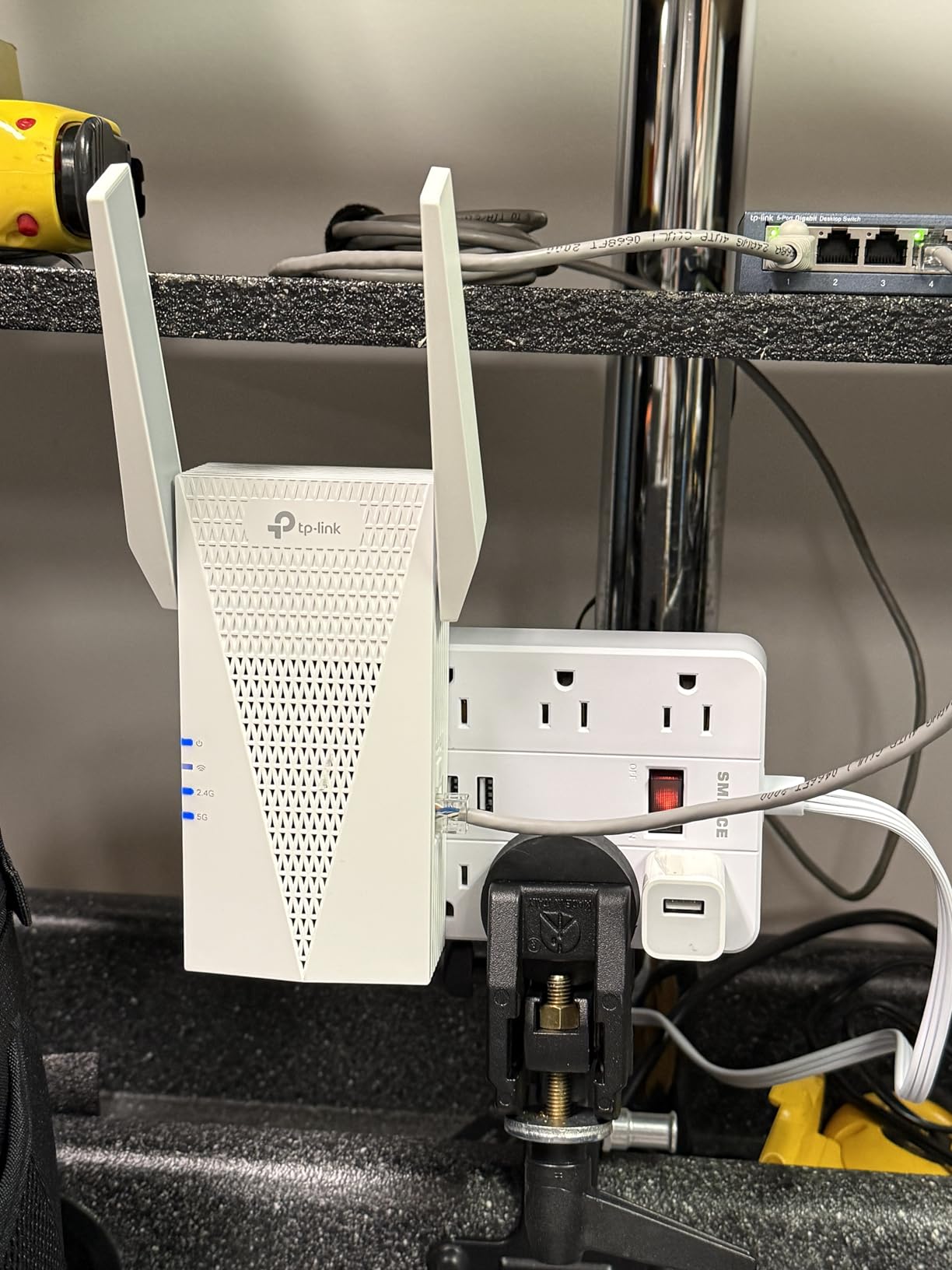 TP-Link AX3000 WiFi 6 Dual-Band Range Extender PCMag Editor's Choice customer photo 1