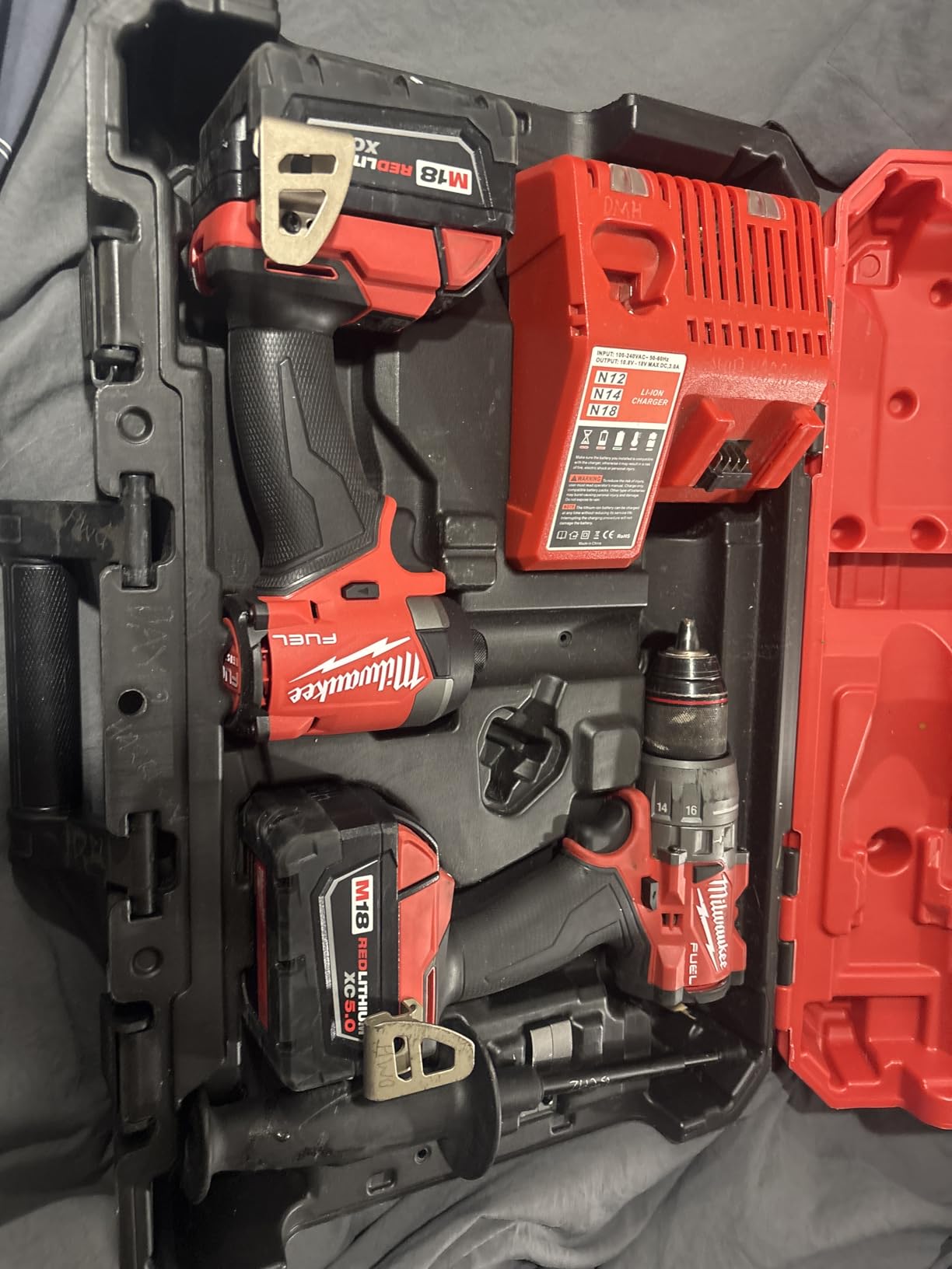 Milwaukee Electric - M18 Fuel. 1/4 HEX Impact Driver customer photo 2