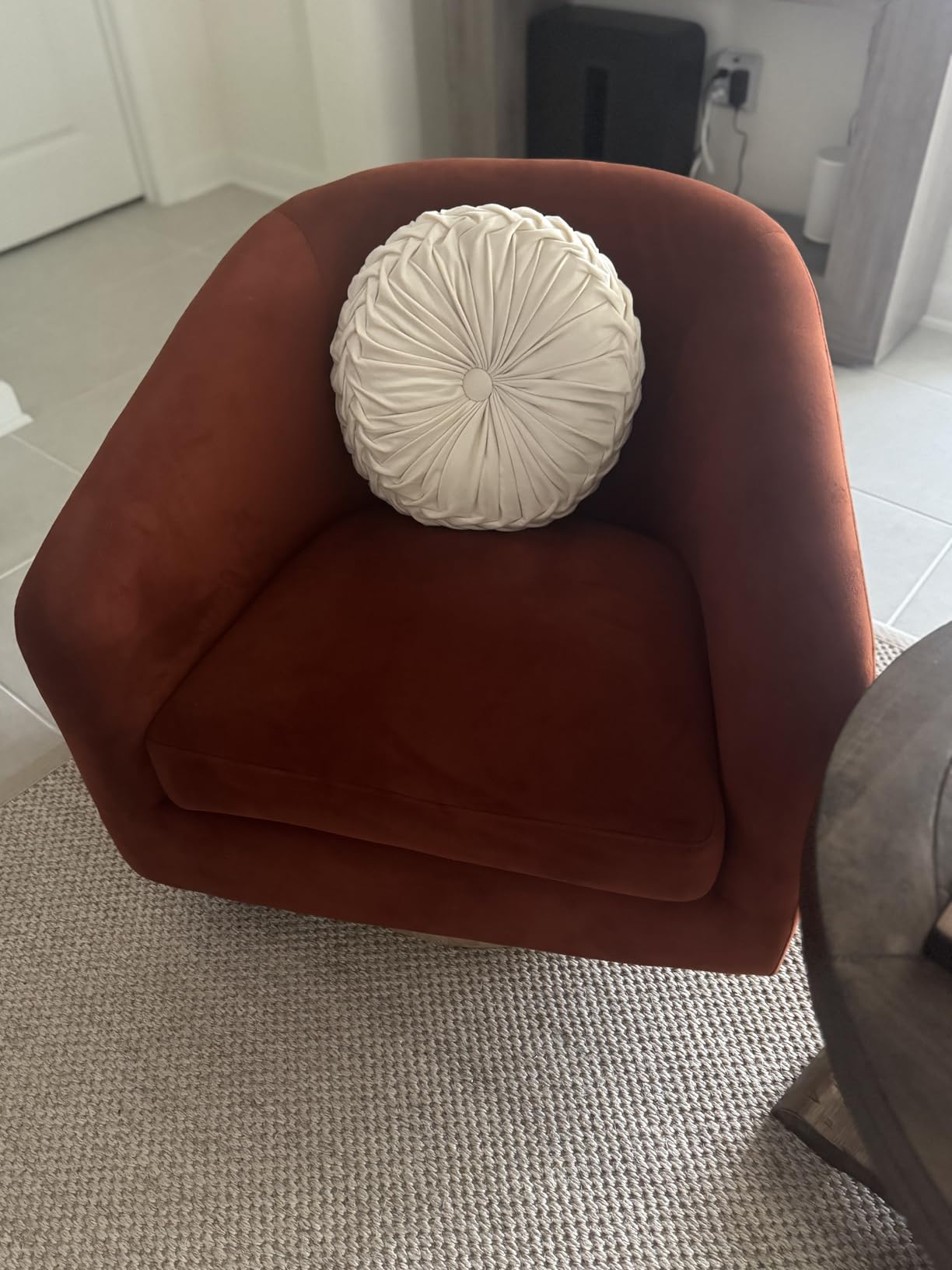 CHITA Swivel Accent Chair, FSC Wood Frame, Fully Assembled, Forest Green customer photo 2