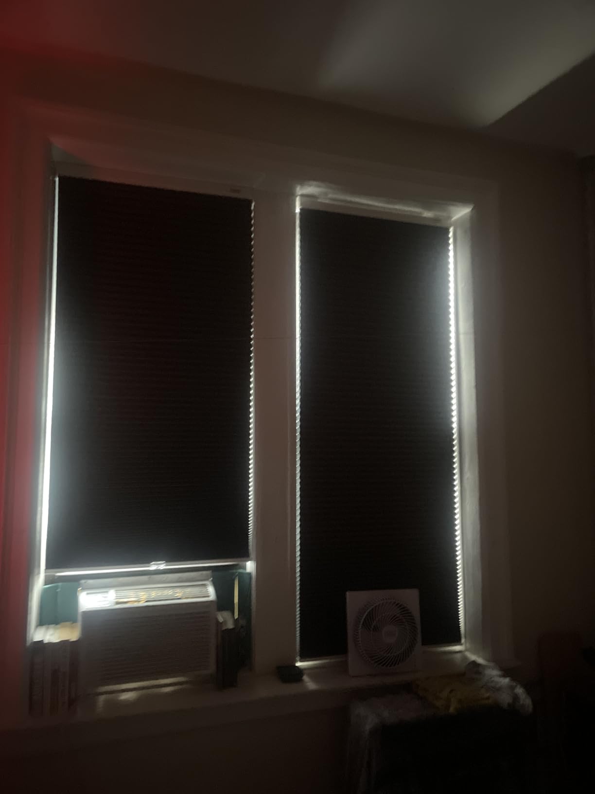Changshade Cordless Cellular Shades,Blackout Honeycomb Shades for Windows,Pull Down Pleated Blinds,Easy to Install for Indoor Windows and French Doors,White(Blackout),Custom Size customer photo 1