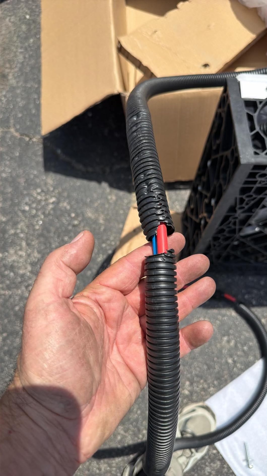 12V DC Air Conditioner Truck Air Conditioner for Rvs, Trucks, Construction Vehicles etc, Electric Split Parking A/C Silent Air Outlet Fast Cooling 10500BTU customer photo 1
