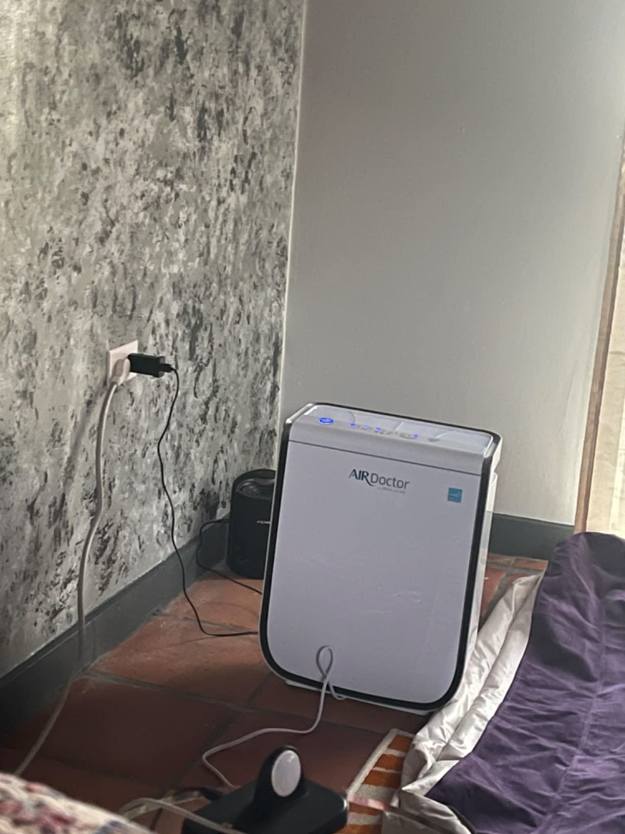 AIRDOCTOR AD2000 for Small & Medium Rooms and Small Bedrooms. 3 Stage Filtration with Pre-Filter, UltraHEPA, Carbon/VOC customer photo 1