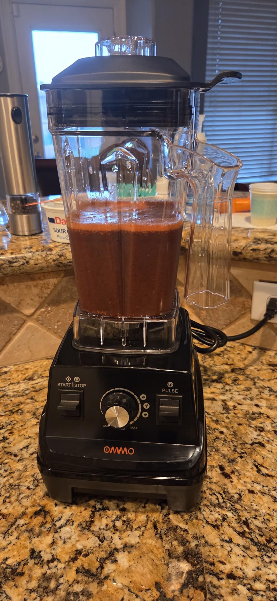 OMMO Blender 1800W, High Speed Countertop Blender with 60oz BPA-Free Jar customer photo 2