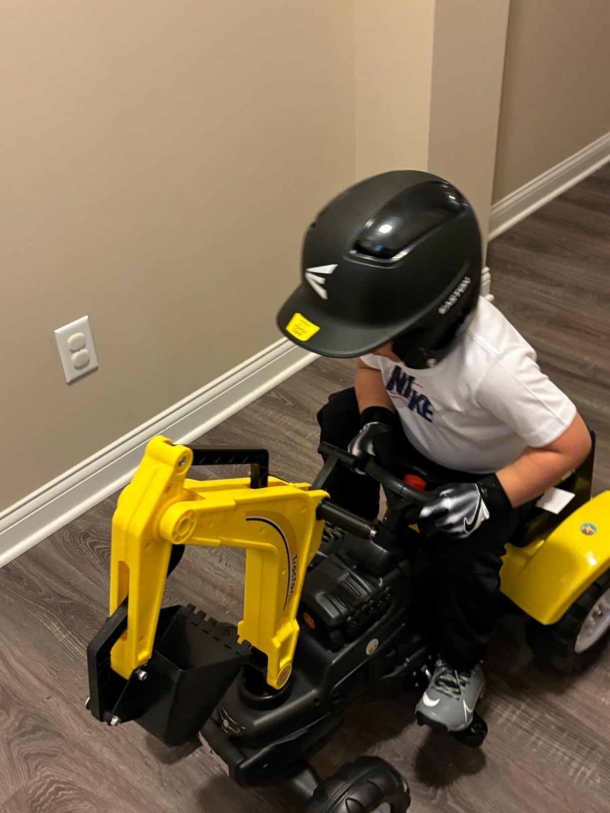 Aosom Kids Ride On Excavator Pedal Digger for Kids & Toddlers 3+ Yellow customer photo 2