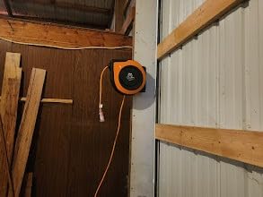 VEVOR 65FT Retractable Extension Cord Reel, Heavy Duty 12AWG/3C SJTOW Cord customer photo 2