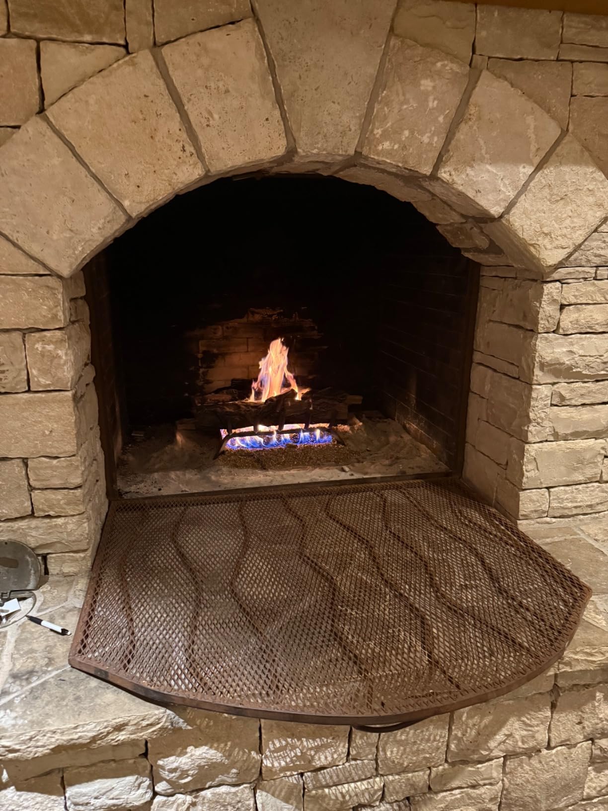 HearthSense MO24HVL Natural Gas Vented Fireplace Logs Set with Match Light, 55000 BTU, Heats up to 2000 Sq. Ft, Mountain Oak, 24 Inches customer photo 2