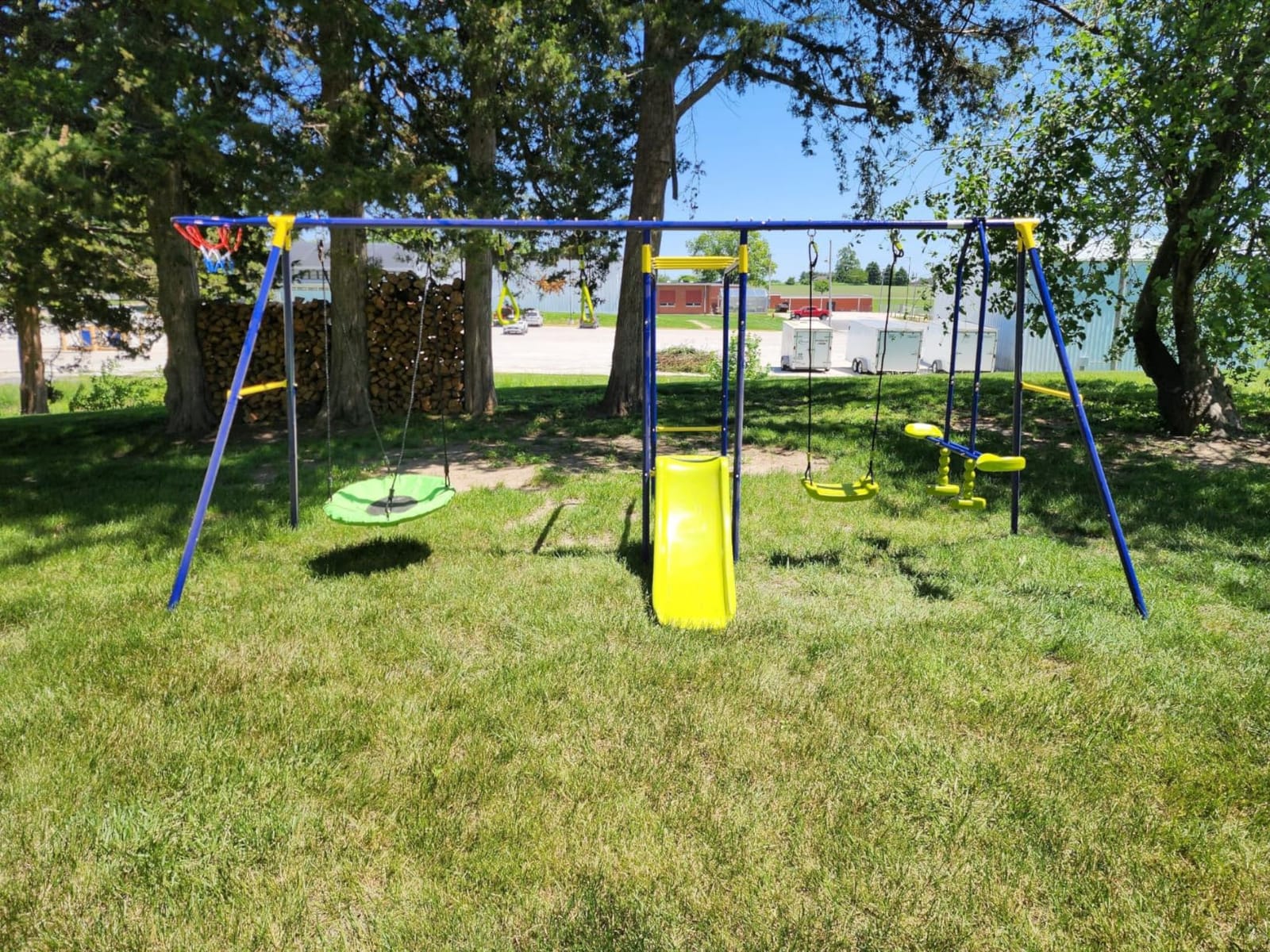 Costzon 660 lbs Swing Sets for Backyard, 7-in-1 Heavy Duty Extra Large Metal Swing Frame w/2 Swings, Glider, Gym Rings, Slide, Monkey Bar, Basketball Hoop, Play Equipment for Indoor Outdoor customer photo 1
