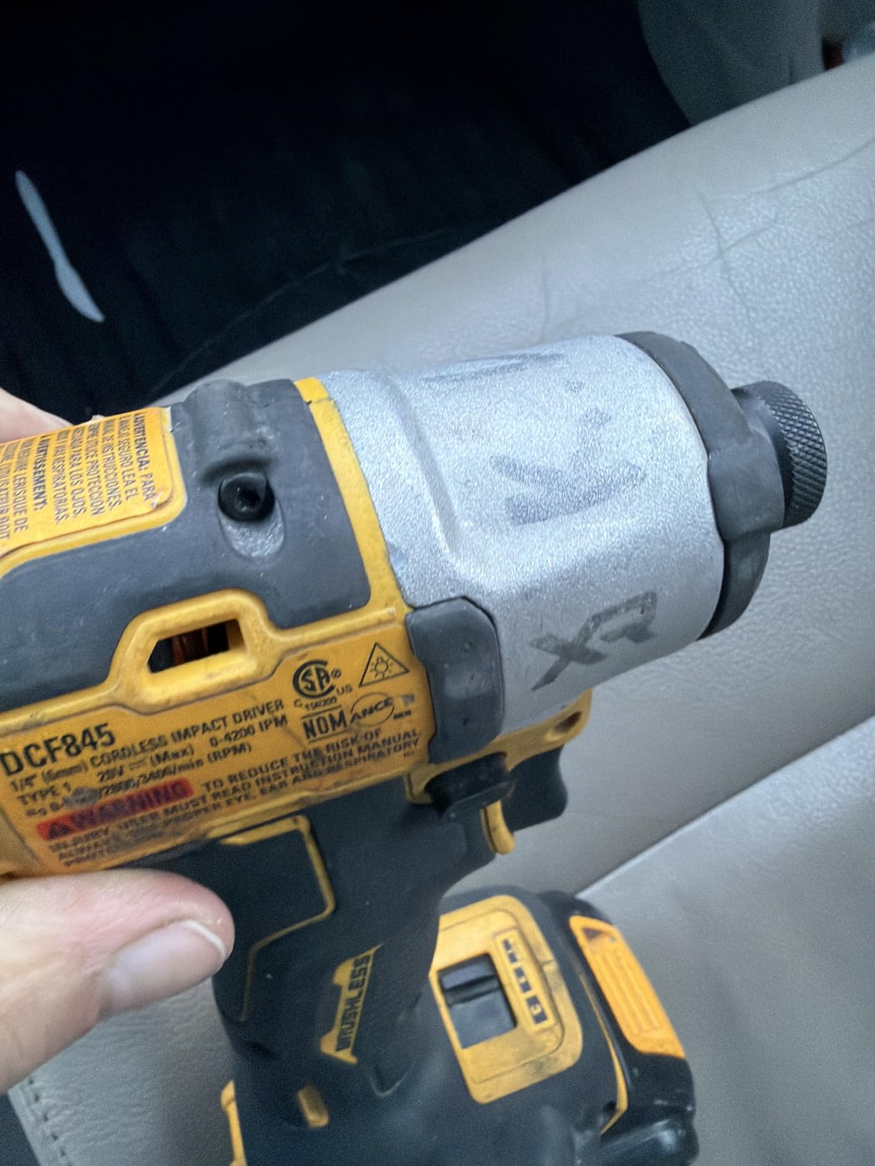 DEWALT 20V MAX XR Impact Driver, 1/4 Inch High Torque Brushless 3 Speed Premium Cordless with LED Light, Extended Runtime, Tool Only (DCF845B) customer photo 1