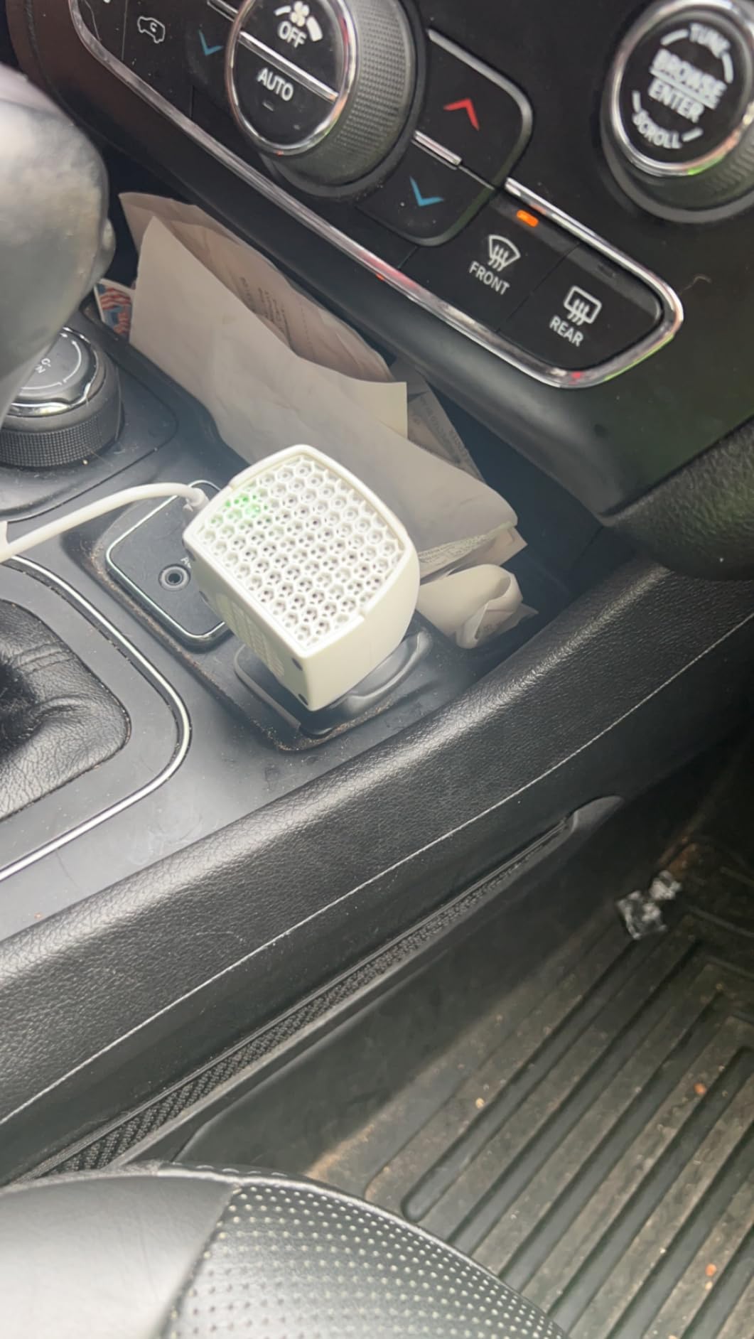 Micro3 Ozone Generator Air Purifier for Cars, Trucks, RVs, UTVs, Boats | Car Odor Eliminator & Air Freshener to Deodorize and Remove Smoke, Pet, and Musty Odors (White) customer photo 2