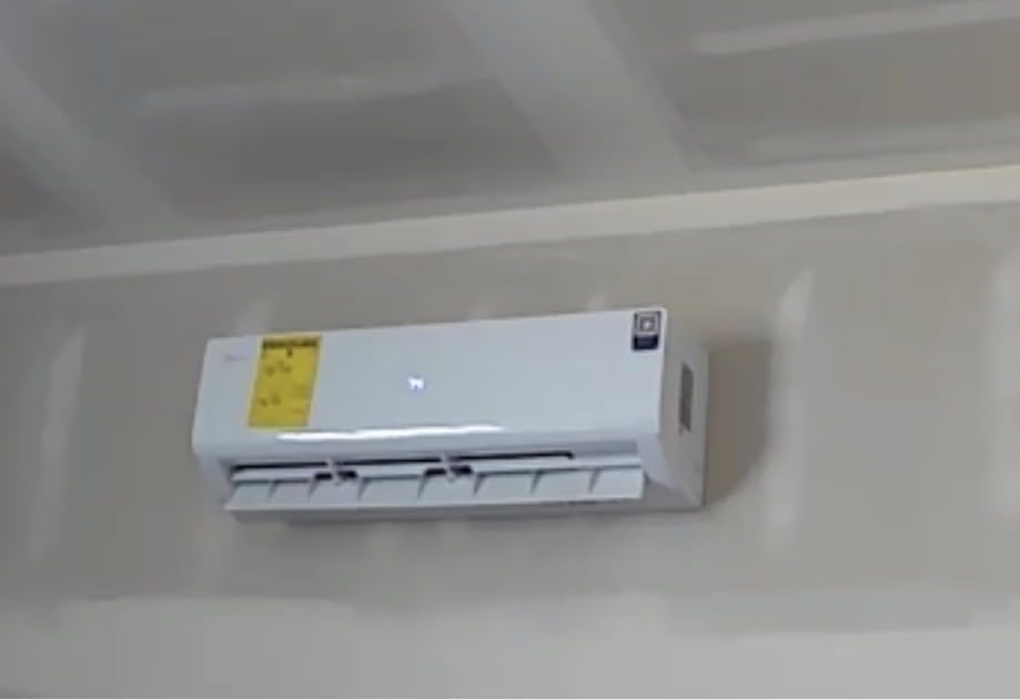 DELLA Vario Series 18000 BTU Wifi Mini Split AC, Work with Alexa 21 SEER2 Cools Up to 1000 Sq.Ft, Energy Efficient 230V Ductless Inverter System with 1.5 Ton Pre-Charged Heat Pump & 16.4ft Kit customer photo 1