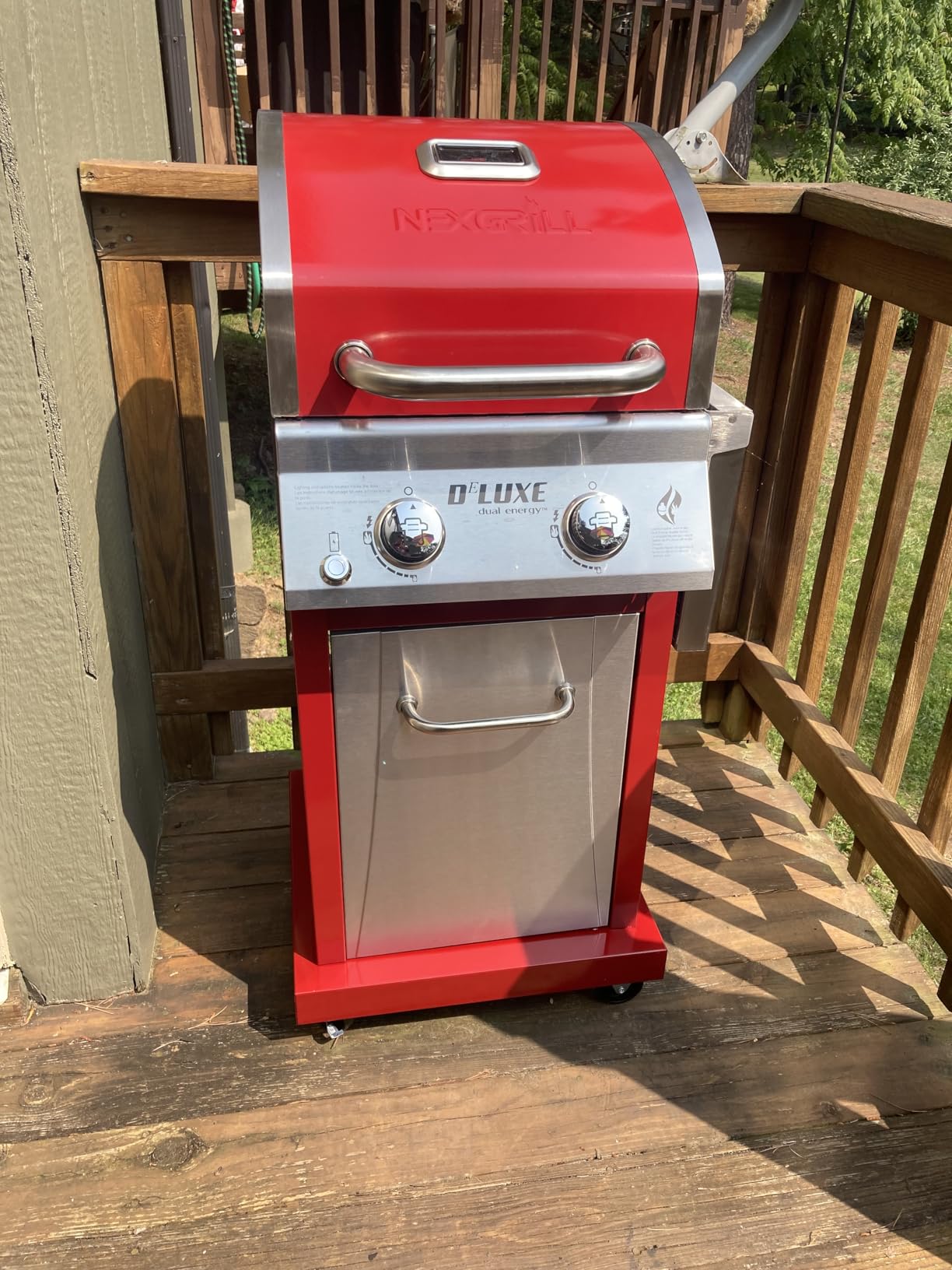 Nexgrill Deluxe 2 Burner Gas Grill, Compact with Foldable Shelves in Red customer photo 1