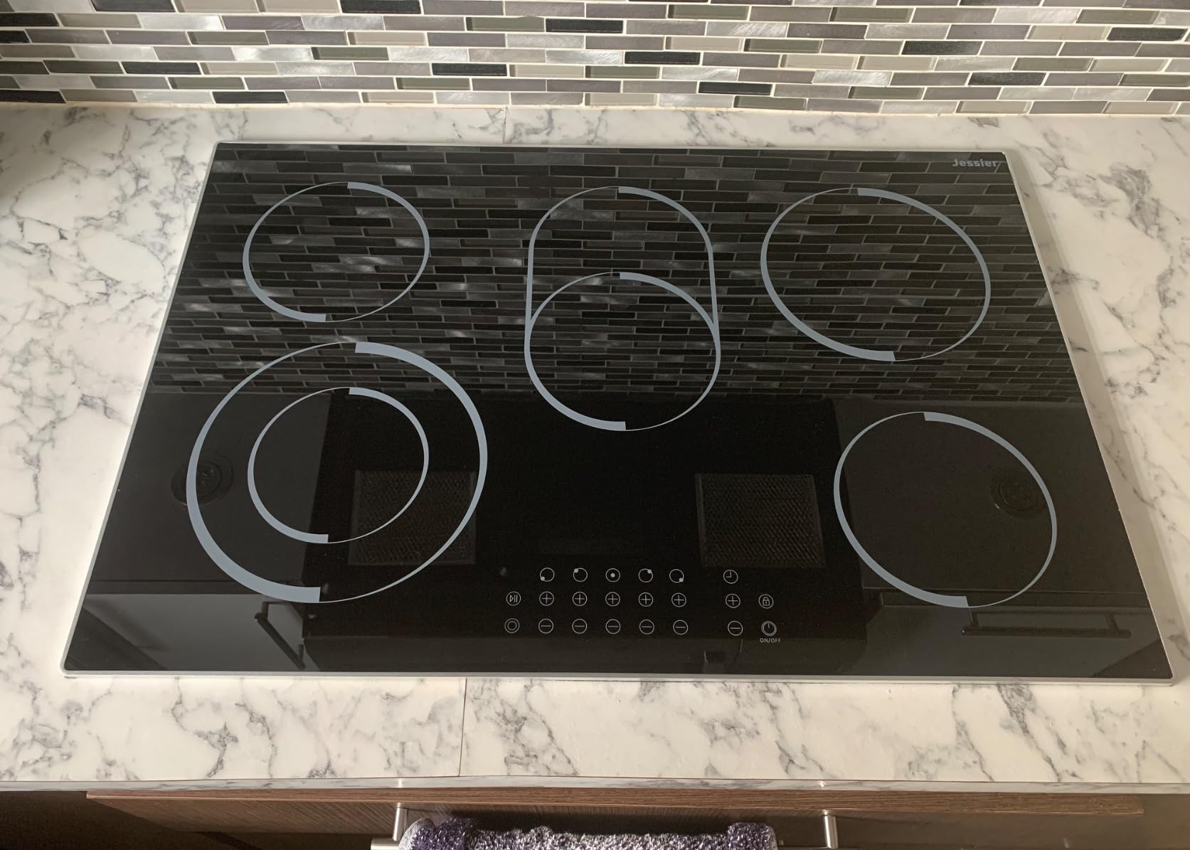 30 Inch Electric Cooktop 5 Burners 8600W High Power, Built-in 240V customer photo 2