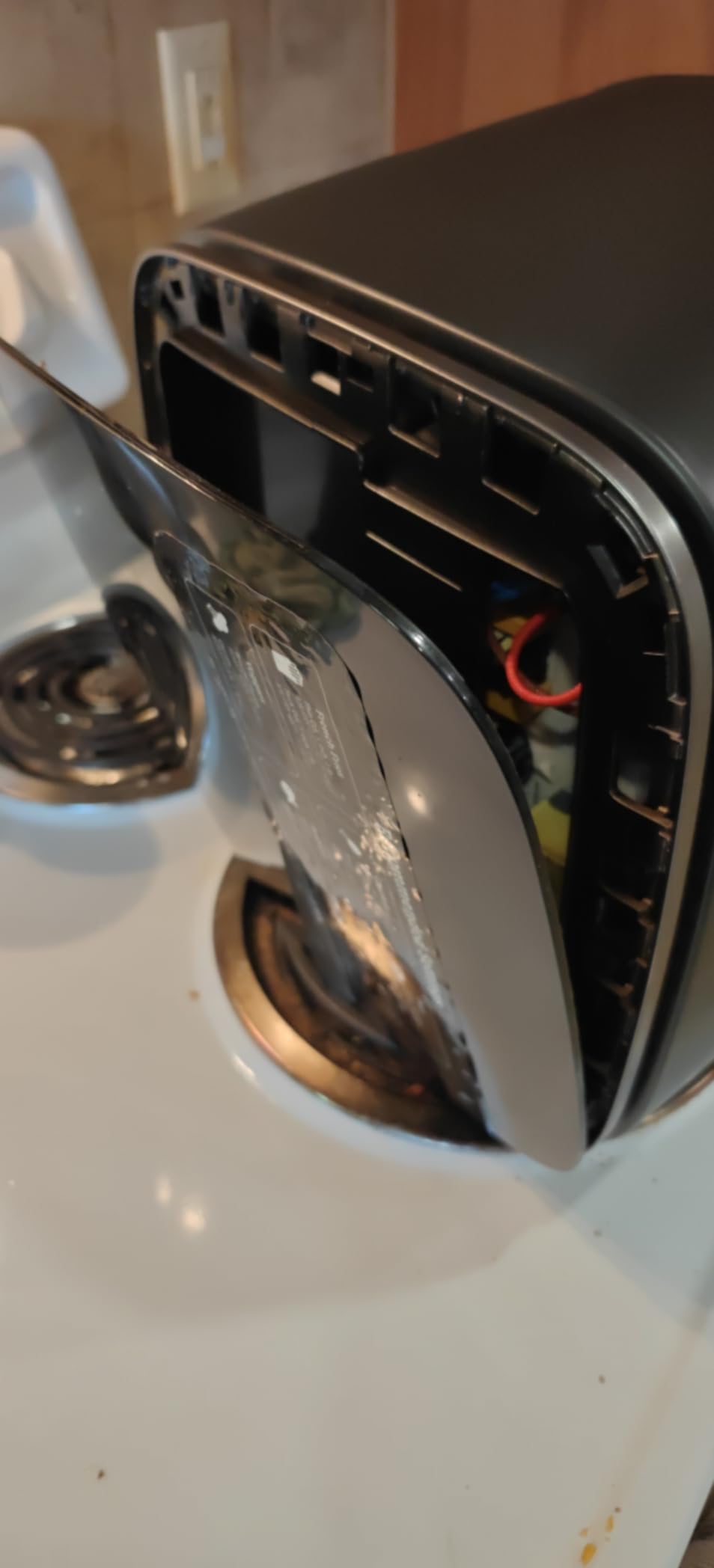 Cosori TurboBlaze Air Fryer, 9-in-1, 6 Qt, PFAS-Free Ceramic Coating customer photo 1
