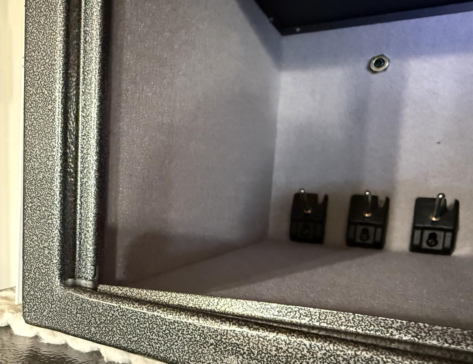Billconch Smart Gun Safe for Multiple Pistols - Automatic Lock Safe Box customer photo 1