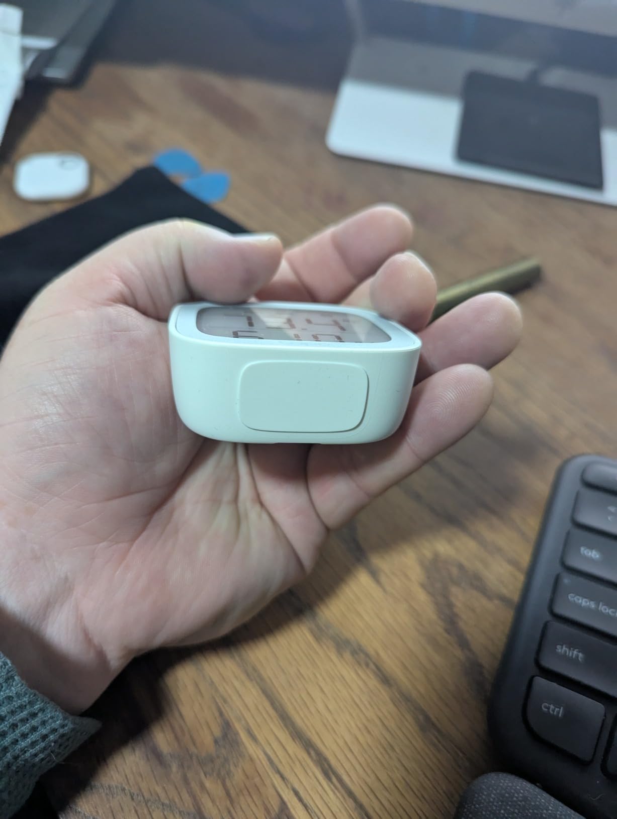 Tapo Smart Temperature and Humidity Monitor, Swiss-Made Sensor, T315 customer photo 1