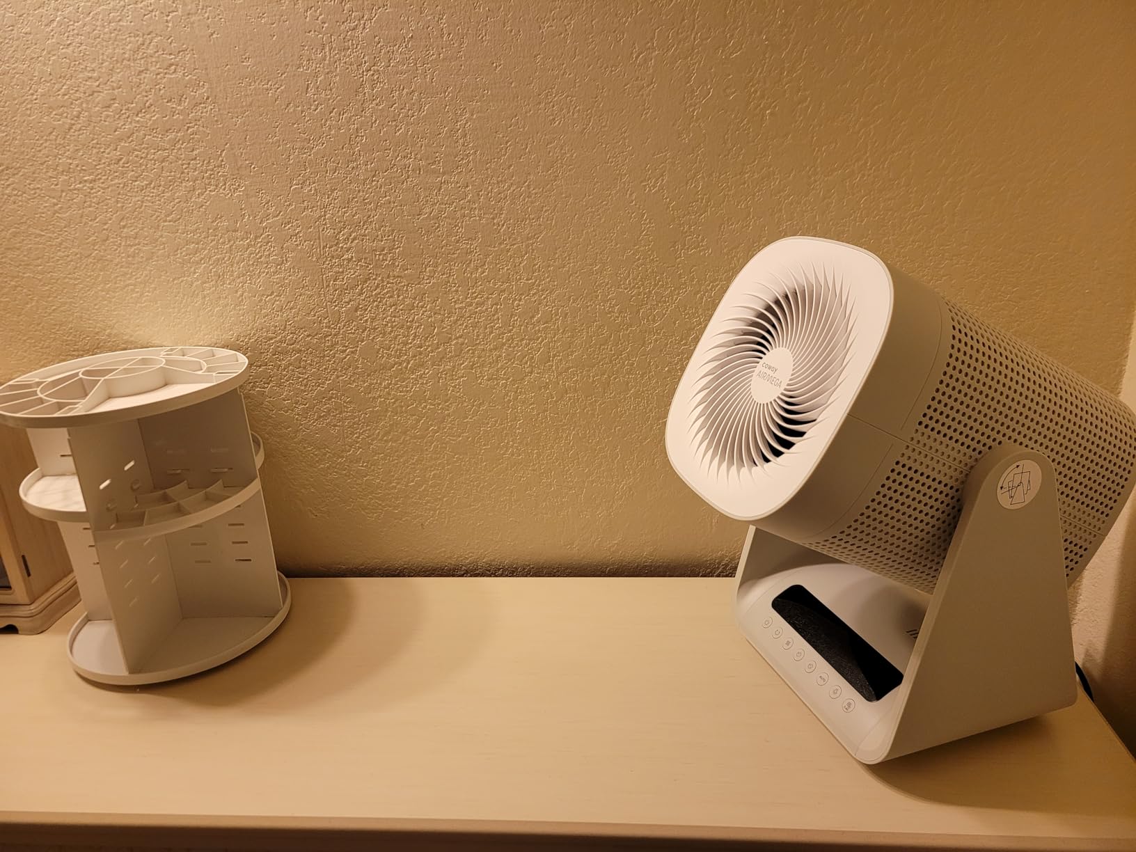 COWAY Air Purifier for Home Bedroom, 2-in-1 with Fan, Particulate Filter for Smoke, Allergies, Dander, Odor, Air Quality Monitor, Auto Mode, Remote Control, Timer, 3-Year Warranty, Aim, Marshmallow customer photo 2