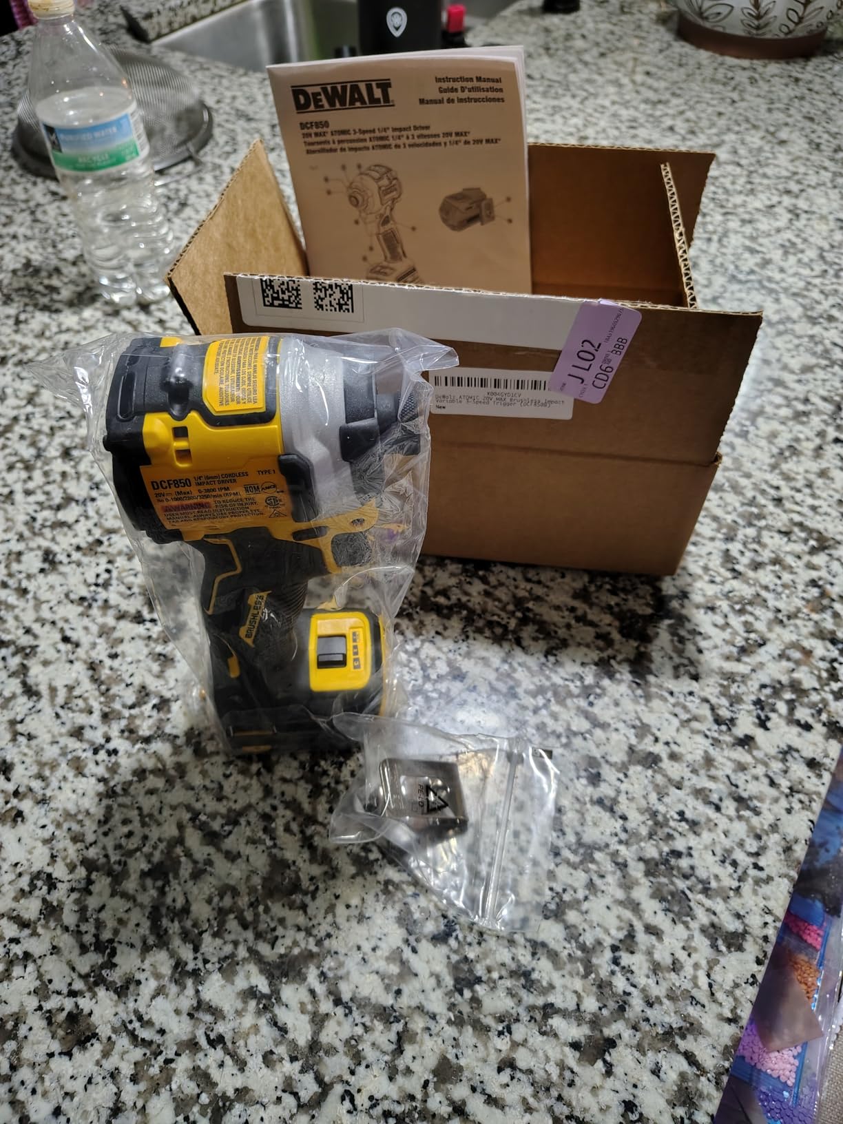 DEWALT DCF850B 20V Cordless Brushless Compact 1/4'' Impact Driver (Tool Only) (DCF850B-NBX) customer photo 1