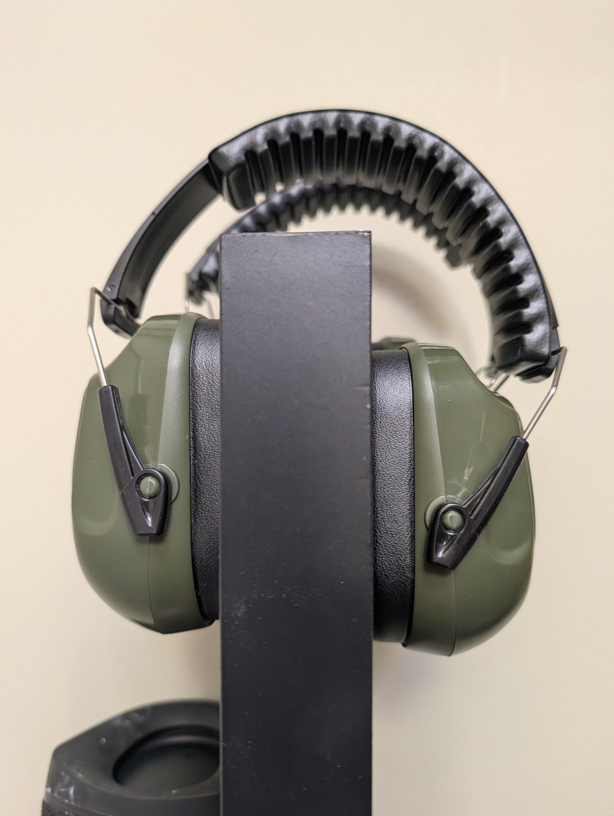 Floriogra 2 Pack 34dB Noise Canceling Headphones For Shooting, Hearing Protection Earmuffs, Ear Protection Headphones, Thickened Headband Ear Muff For Noise Reduction for Shooting, Construction,Mowing customer photo 2