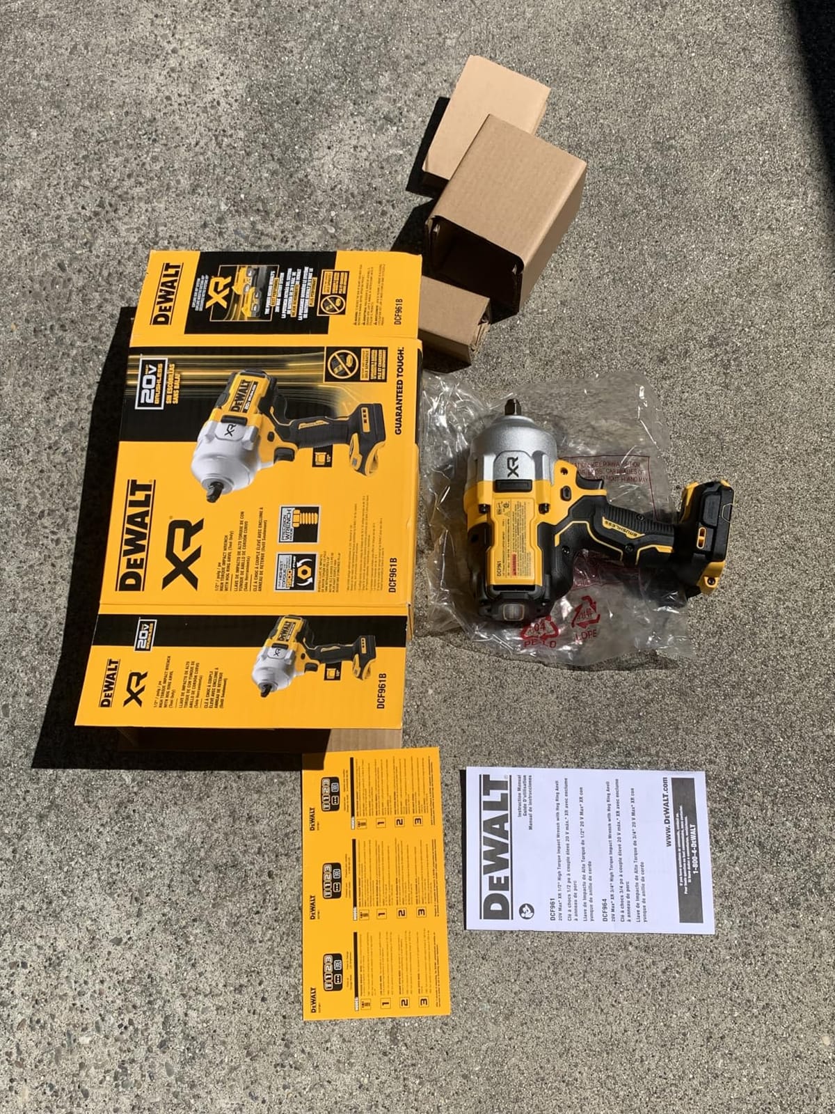 DEWALT 20V MAX Cordless Impact Wrench, 1/2