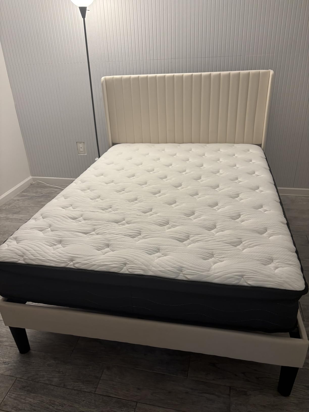 SHA CERLIN Queen Size Velvet Bed Frame, Tufted Wingback Headboard, White customer photo 2