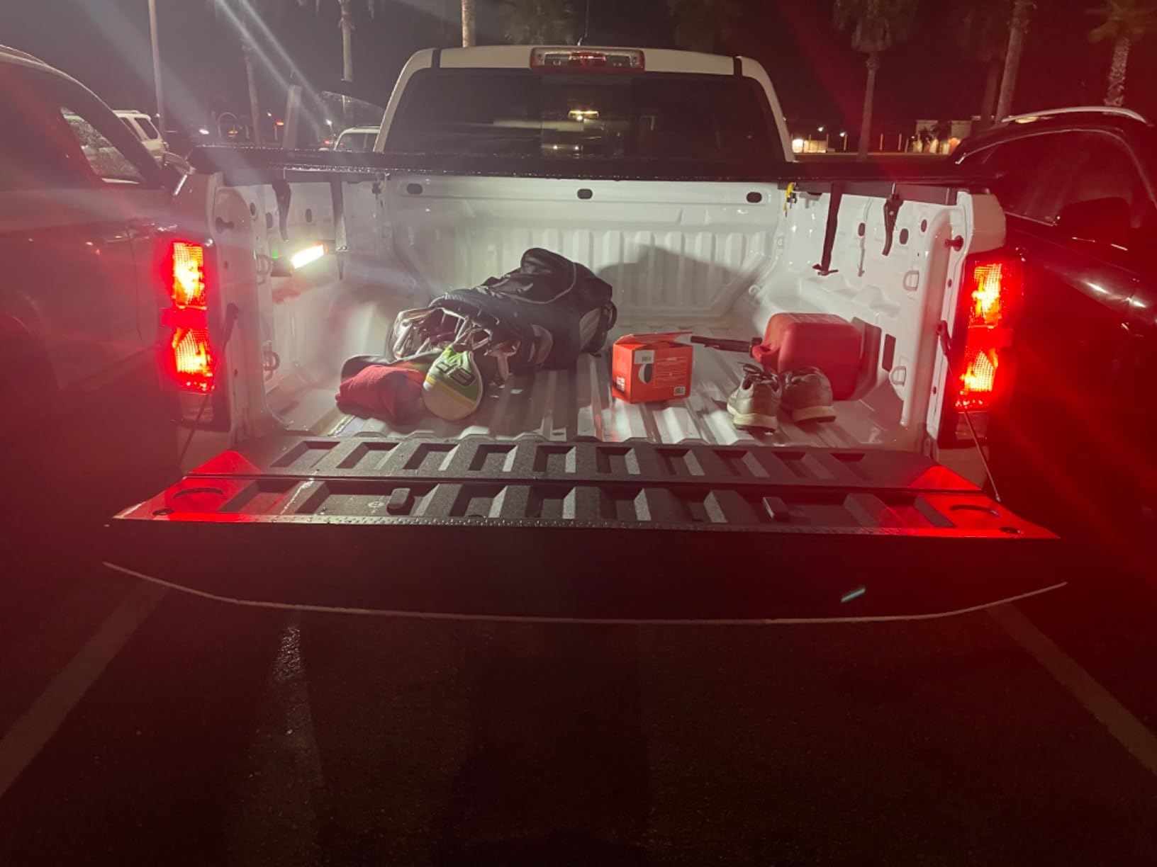 Mechanic Work Light, 3000LM Magnetic Work Lights, 5200mAh Rechargeable LED Work Light Bar, Portable Cordless Underhood Work Lights with Hooks for Inspection Workshop Emergency customer photo 2