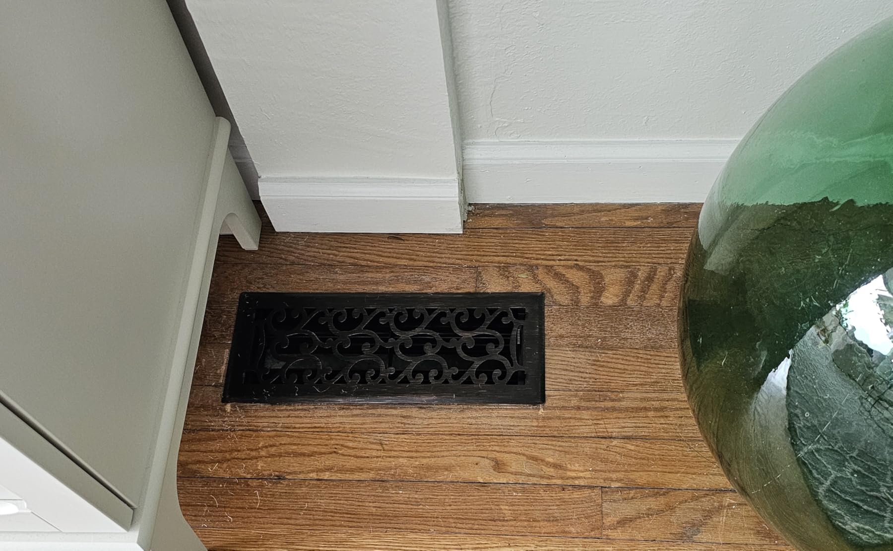 SANYCASA 4x10 Inches Air Floor Vents Register Ease Adjust Air Flow Savannah Design-Heavy Duty Walkable Steel Decorative Floor Vent for Room - Antique Brass Floor Vent Covers customer photo 2