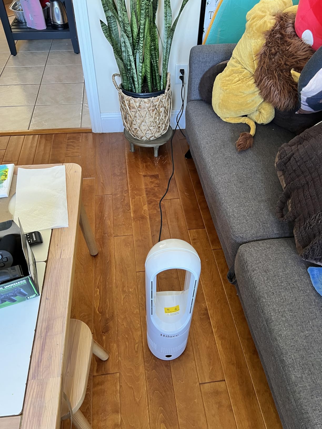 Hiluce All Season Bladeless Fan, 1400W Space Heater & 40W Tower Fan Combo customer photo 2
