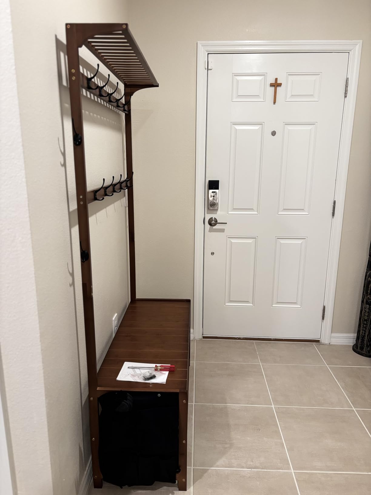 AMBIRD Hall Tree with bench and shoe storage, Entryway Bench with shoe storage, 6-in-1 Coat Rack with Cloth Bag and14 Coat Hooks, Sturdy Bamboo Frame, Large Size, Brown 39 * 15 * 70 Inches customer photo 2
