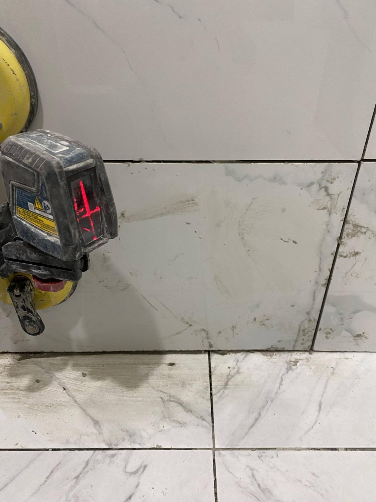 BOSCH PRO GLL50-20 Self-Leveling Cross-Line Laser customer photo 2