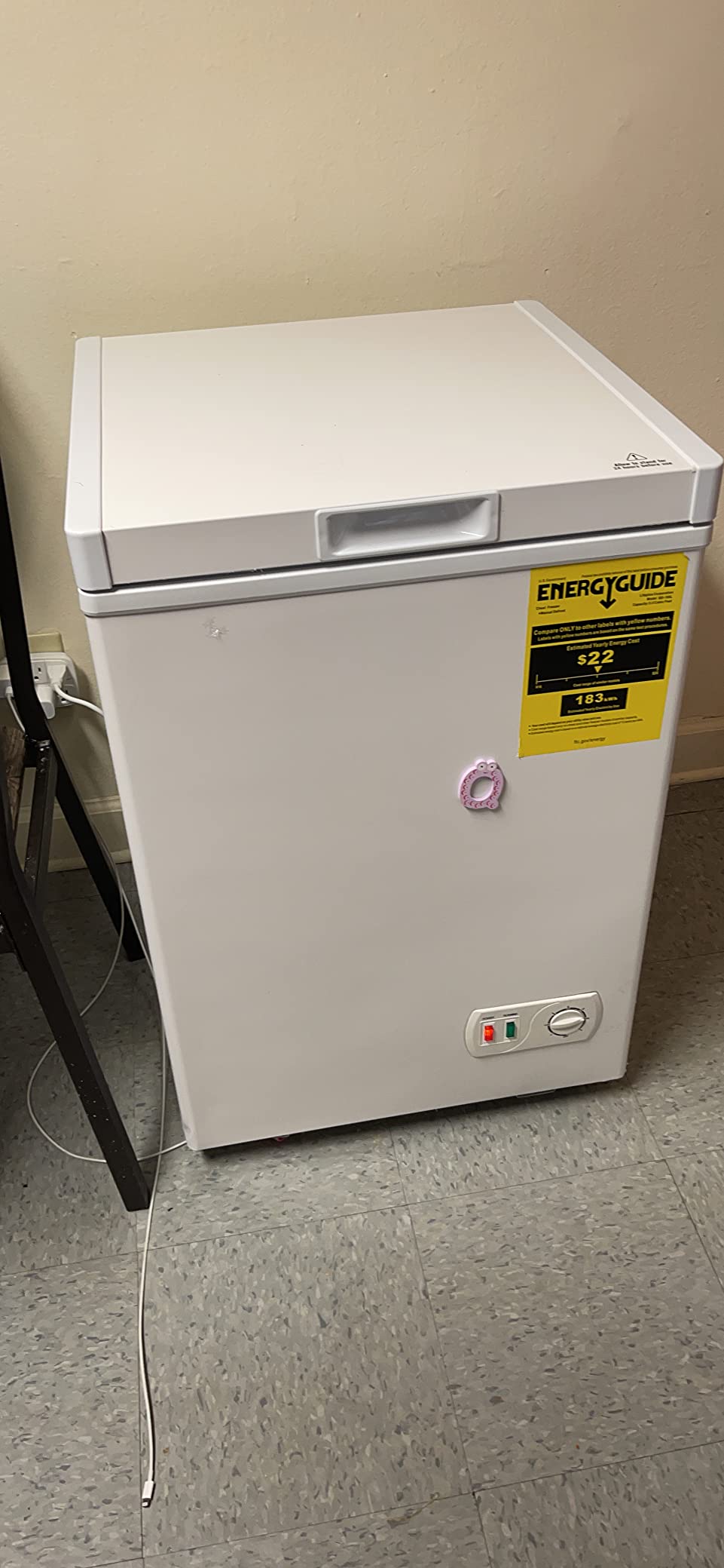 Lifeplus Chest Freezer, 3.5 Cubic Feet Small Deep Freezer Compact Top Open Door with Removable Basket, 7 Temperature Control Energy Saving Super Quiet for Kitchen Office Apartment Garage, Grey customer photo 1