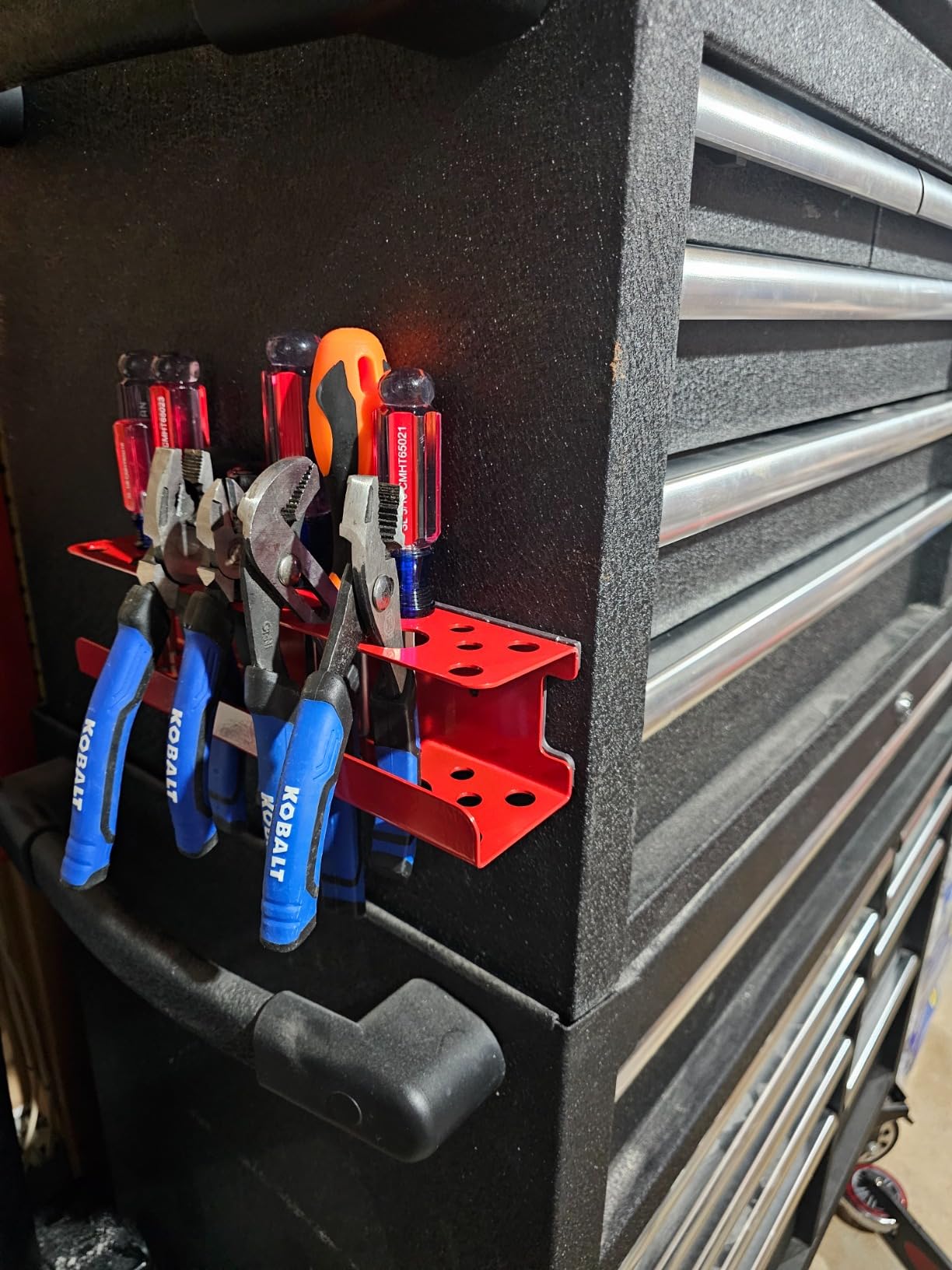 ULIBERMAGNET Magnetic Screwdriver Holder,Heavy Duty Pliers Metal Organizer Rack,Wall Mount Garage Organizer for Screwdriver, Plier, Shears,Tools Holder Rack for Garage,Tool Cart,Pegboards,Workbench customer photo 1