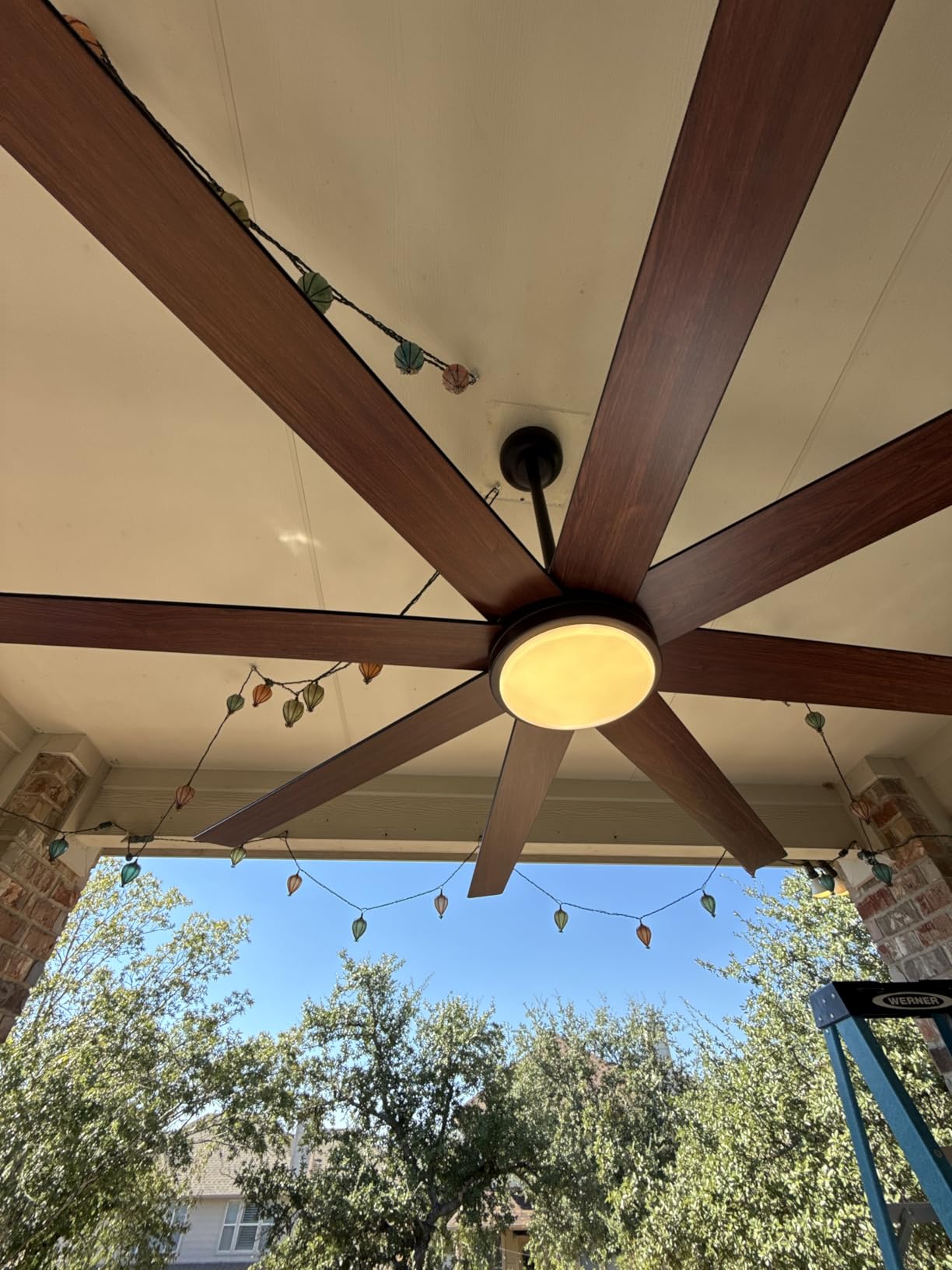 Fanbulous 72 inch Ceiling Ceiling Fan with Light and Remote, Black customer photo 1